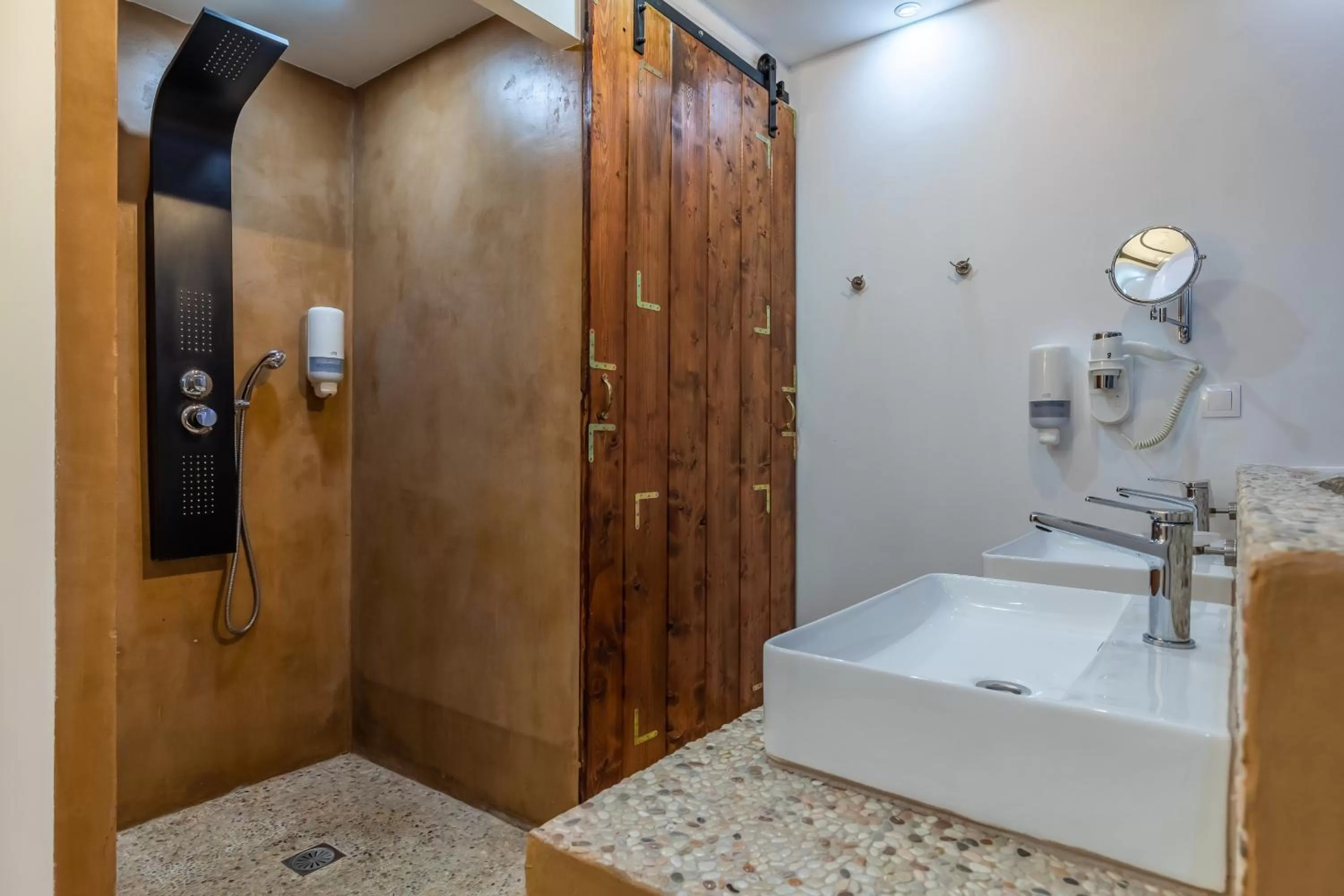 Bathroom in Rigas Hotel Skopelos