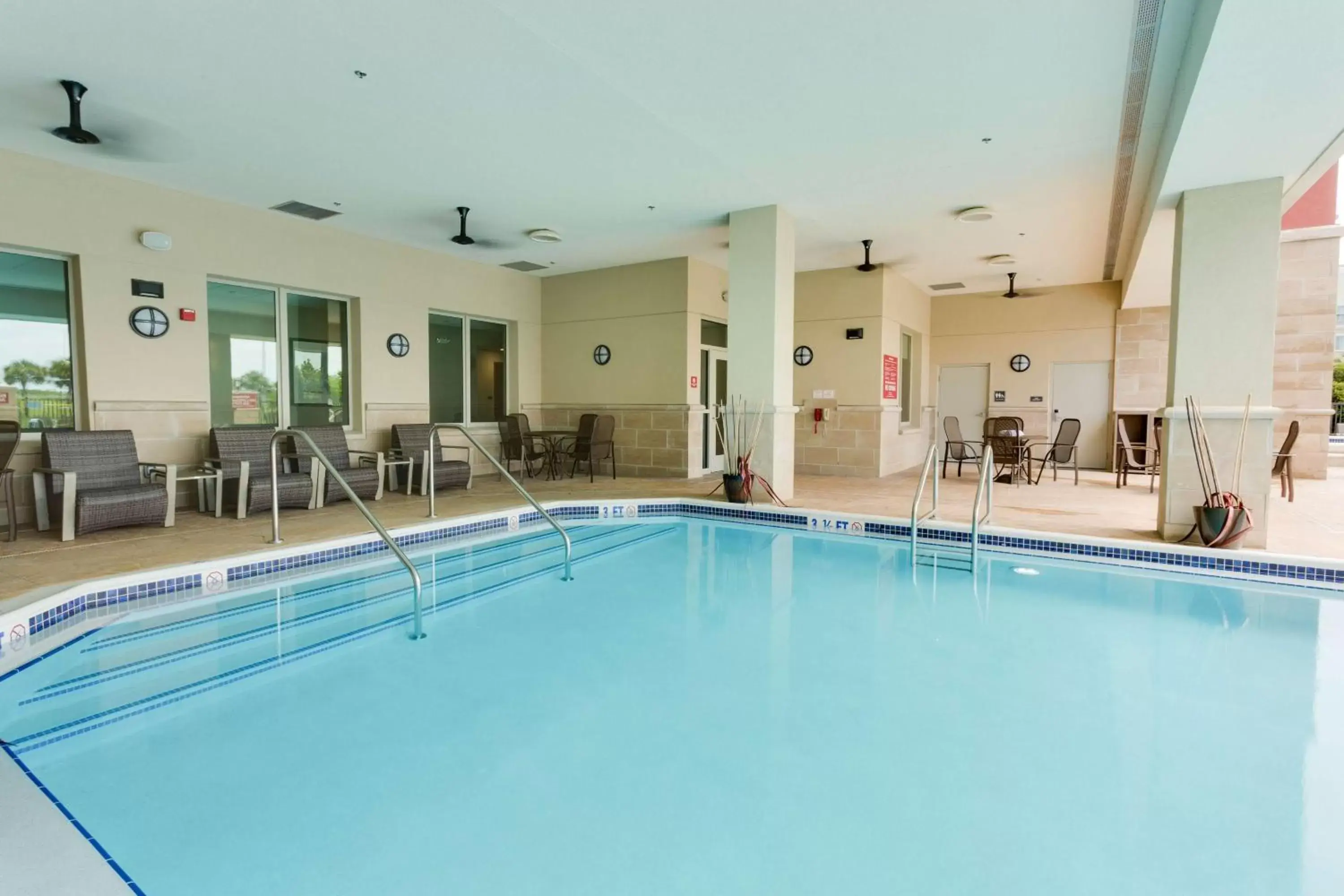 Activities in Drury Inn & Suites Fort Myers Airport FGCU