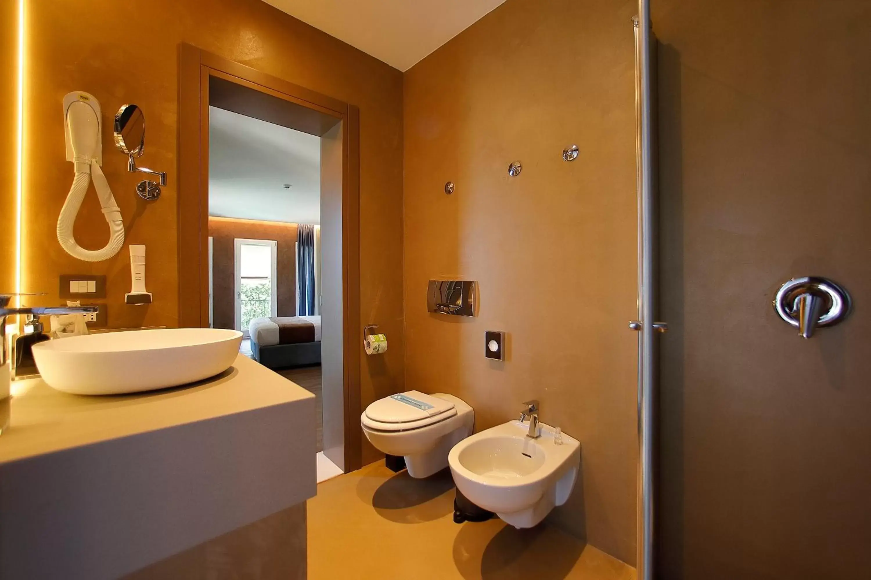 Toilet, Bathroom in Hotel Bell'arrivo