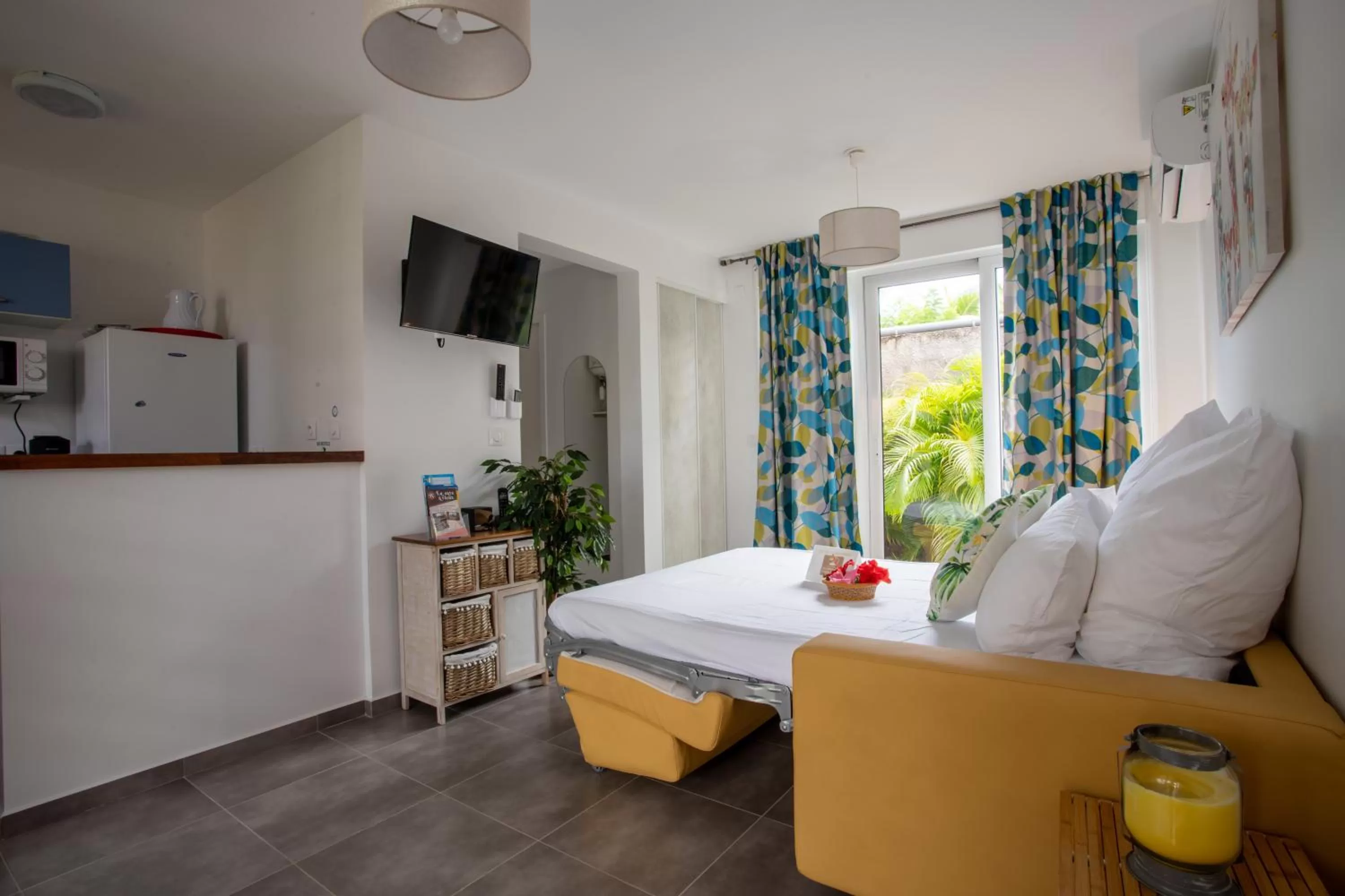 Bed in Hôtel Guadeloupe Palm Suites