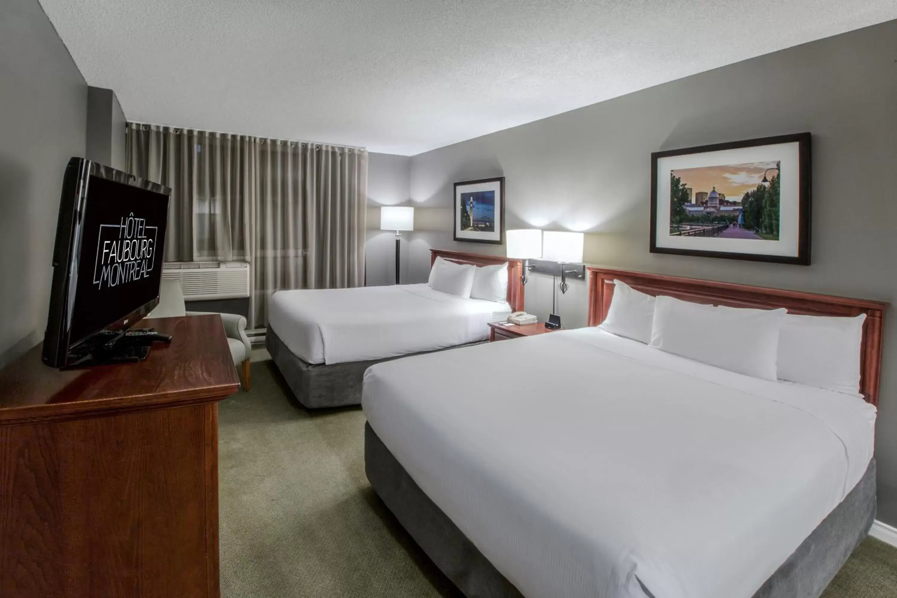 Bedroom, Bed in Hotel Faubourg Montreal Centre-Ville Downtown