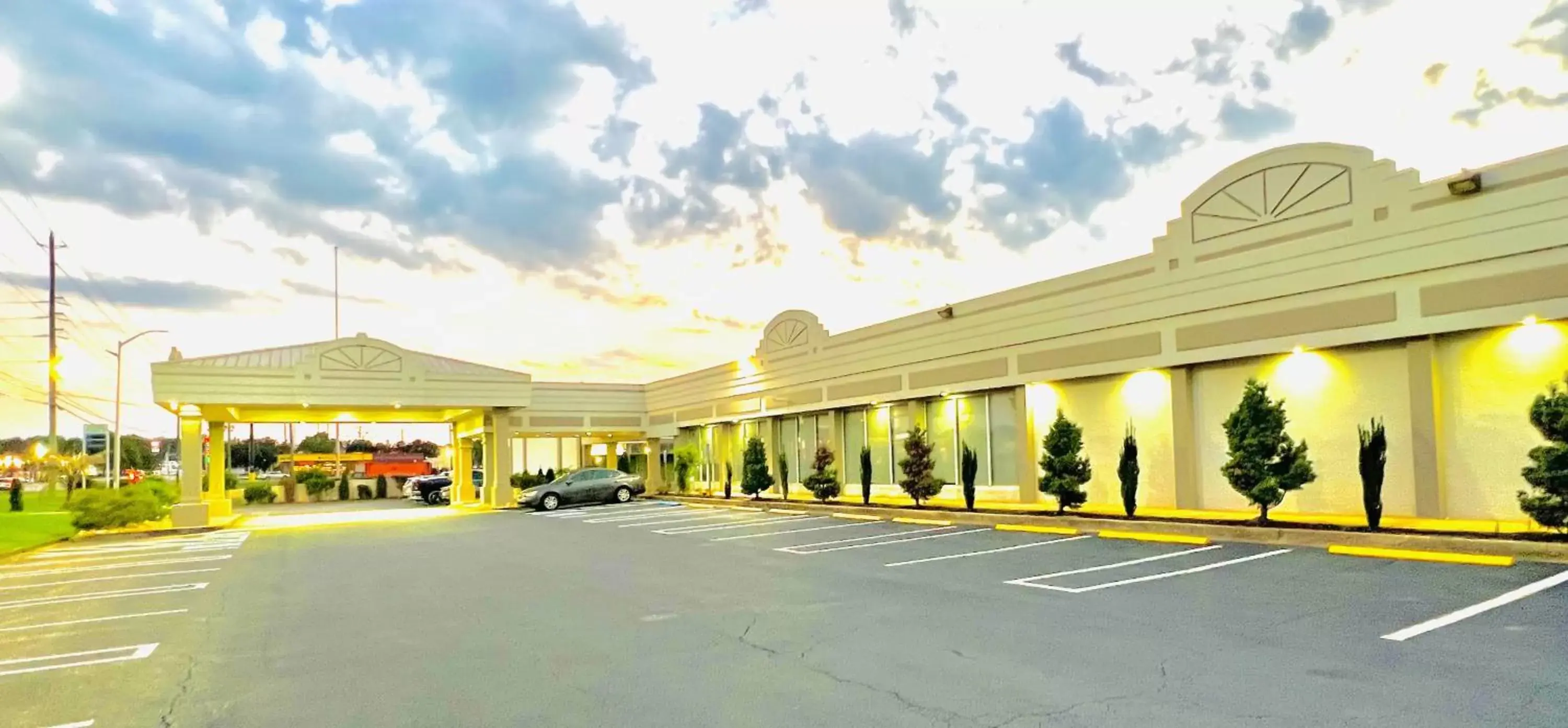 Property Building in Quality Inn & Suites McDonough South I-75