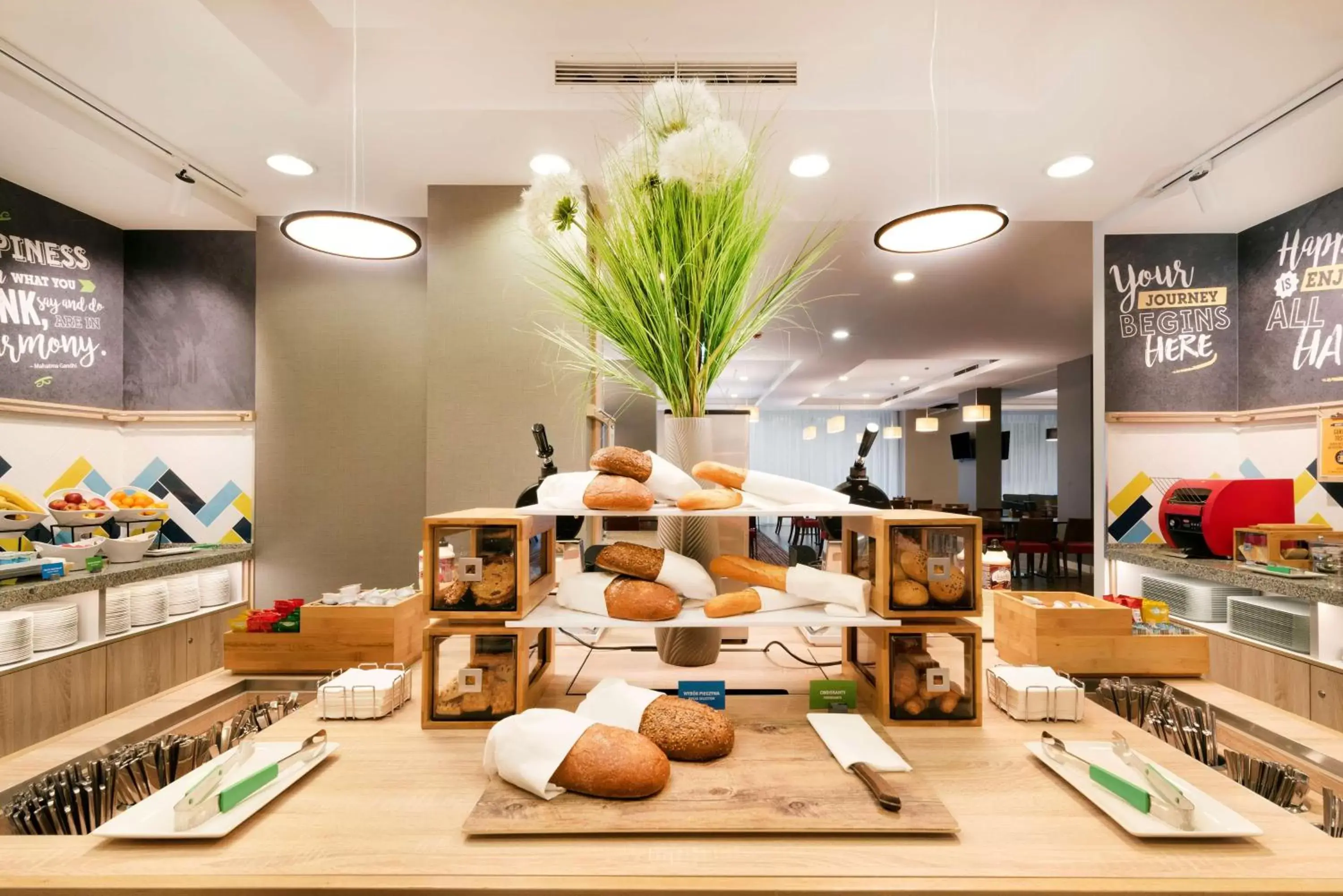 Breakfast, Restaurant/Places to Eat in Hampton by Hilton Krakow