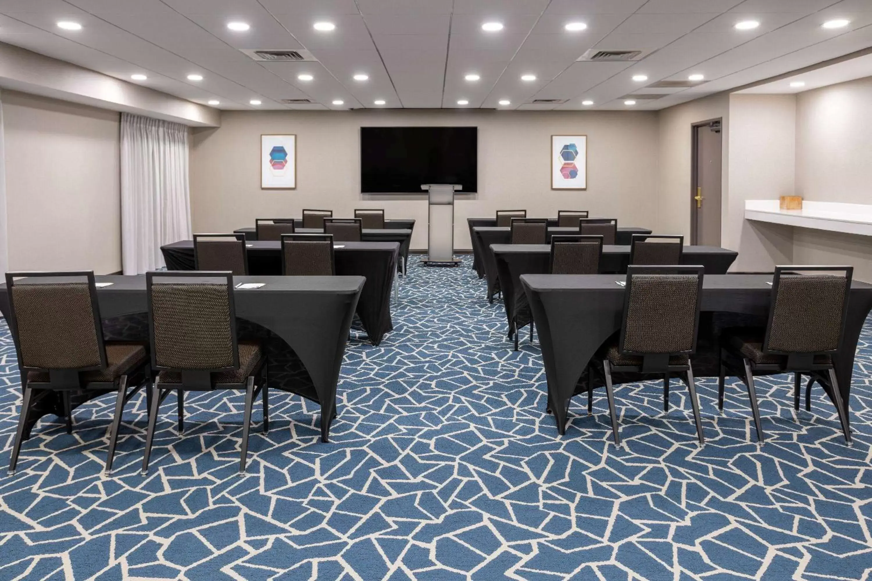 Meeting/conference room in Wingate by Wyndham Vineland