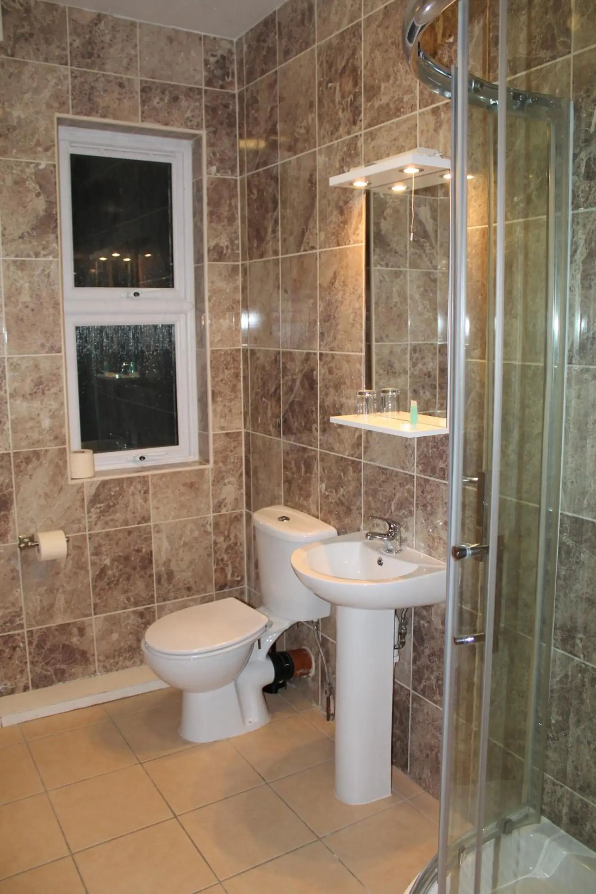 Bathroom in The Abbey House Hotel