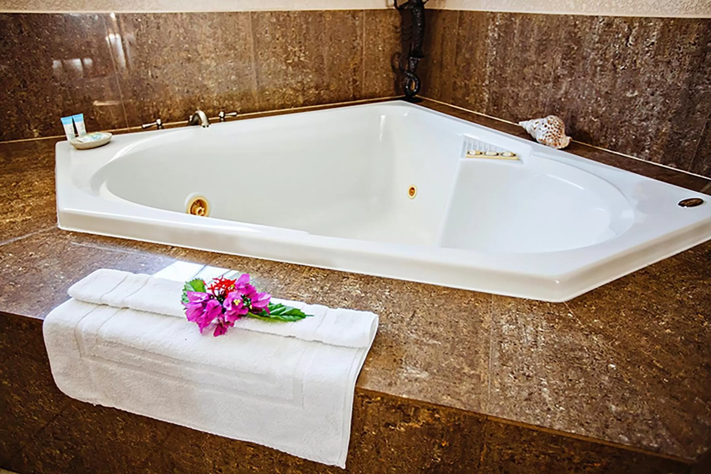 Bathroom in Pelican Reef Villas Resort