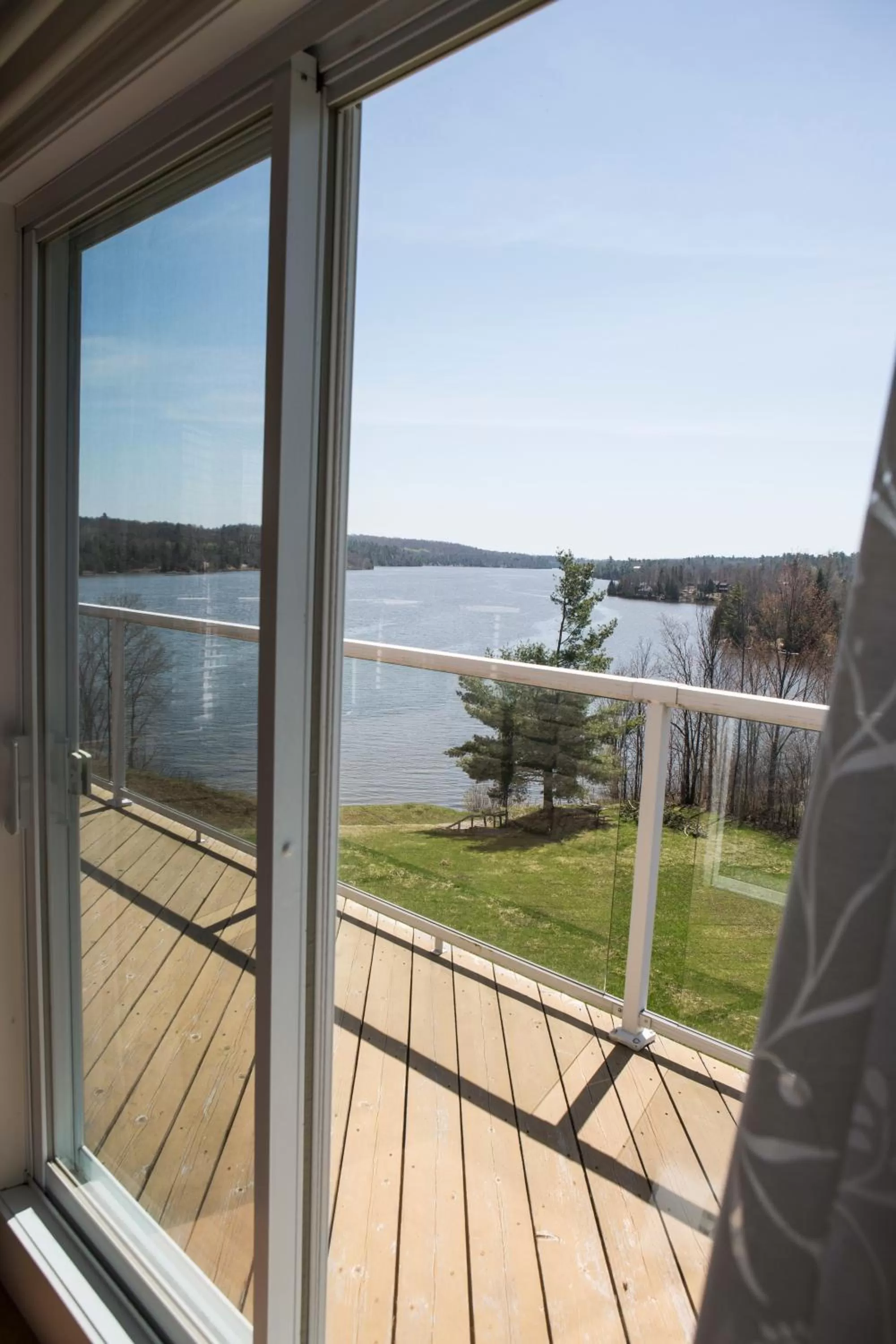 Patio in Auberge Tom B&B