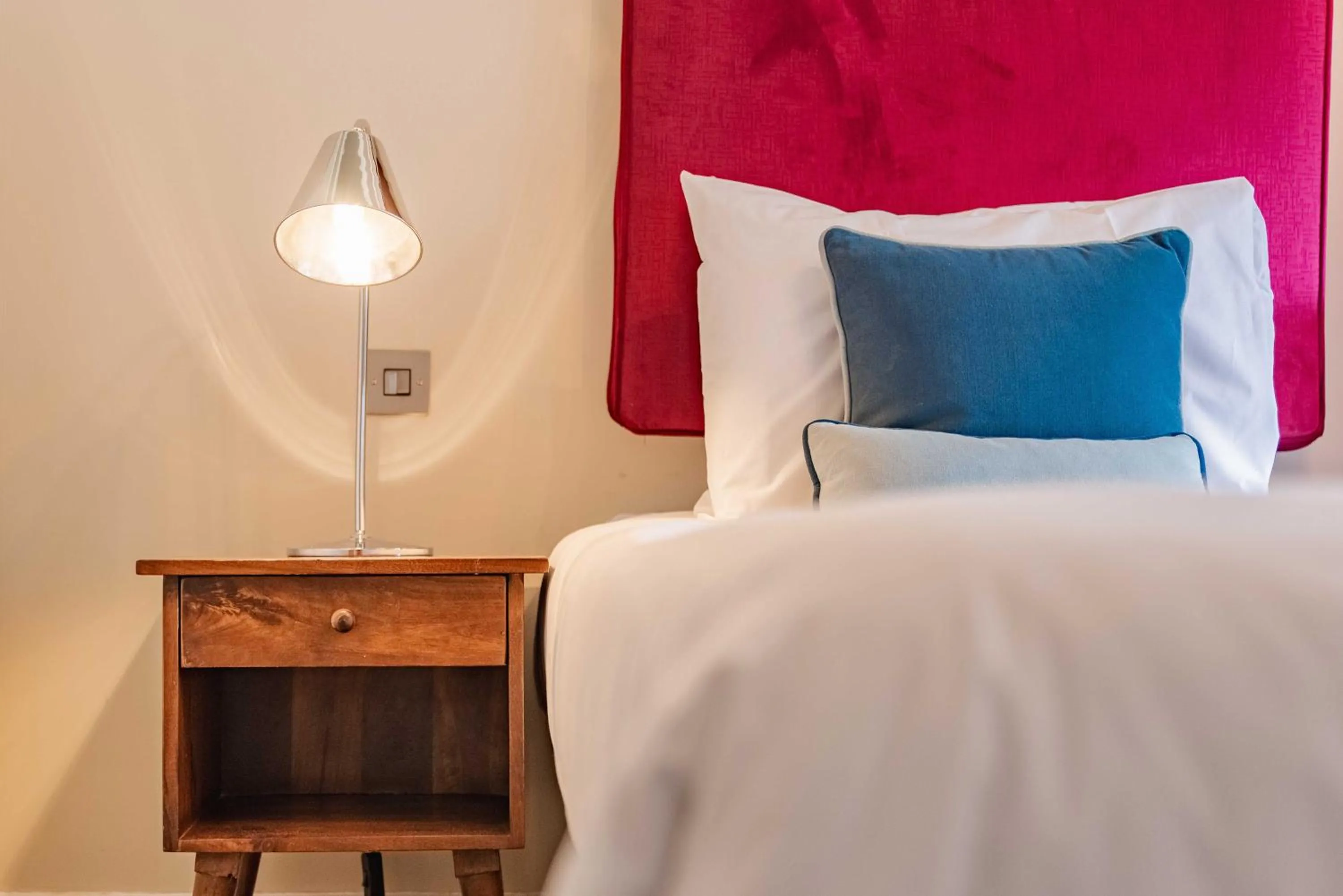 Bedroom, Bed in Hallgarth Manor House