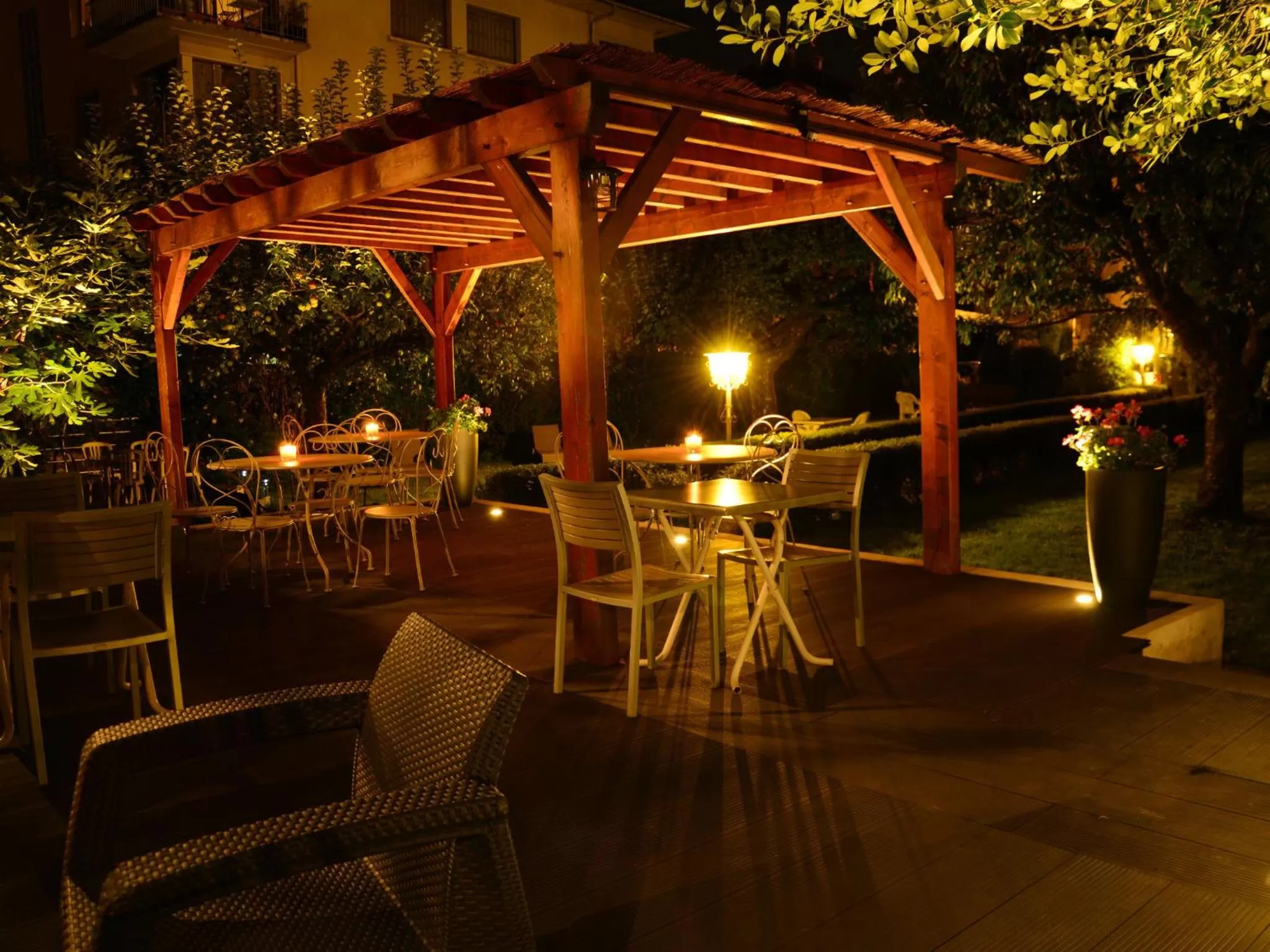 Night in Hotel Les Terrasses