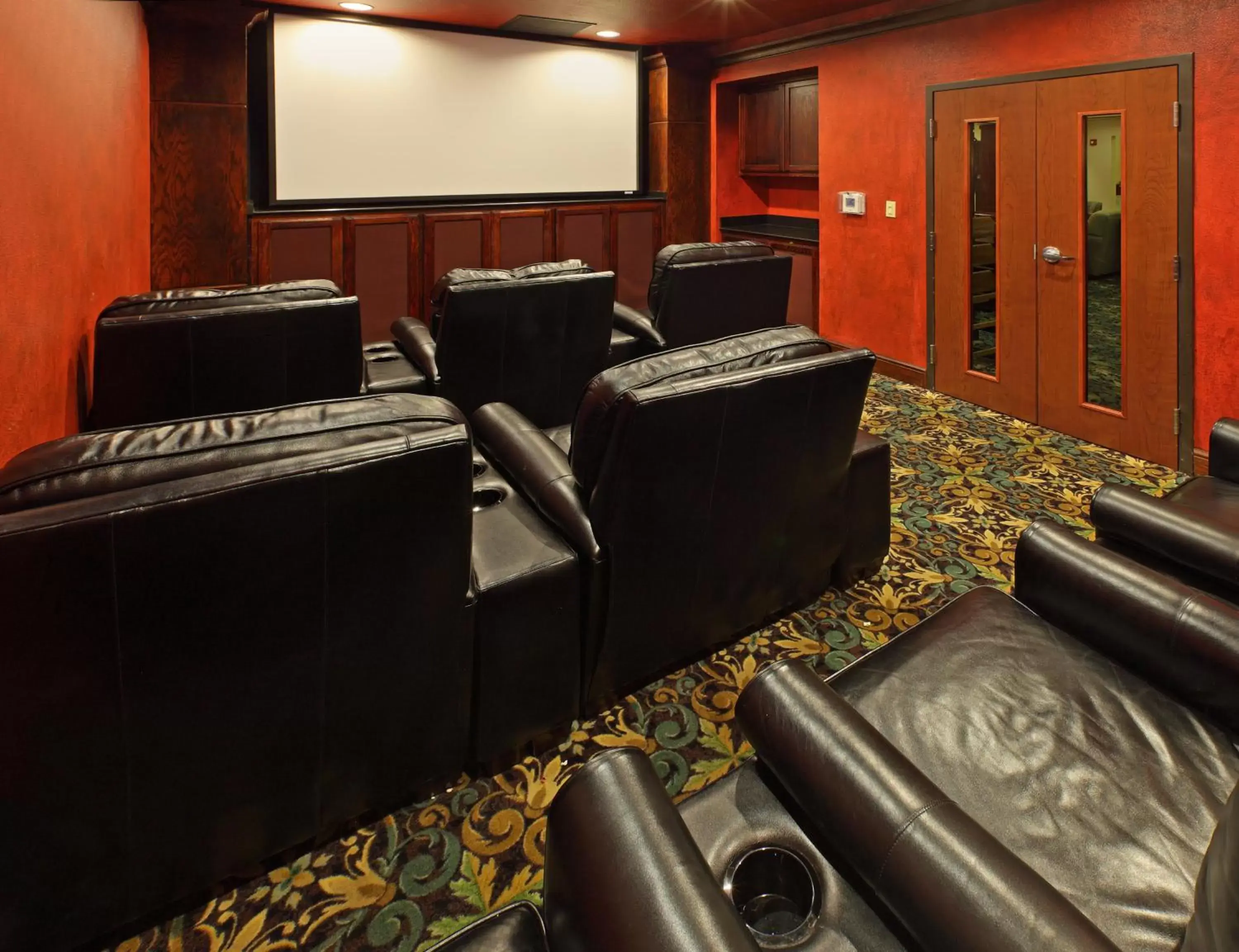 Lobby or reception in Staybridge Suites Hot Springs by IHG Lobby or reception in Staybridge Suites Hot Springs by IHG