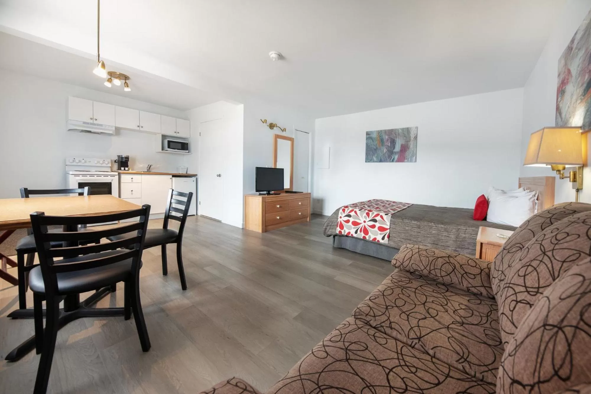 Photo of the whole room in Hotel Plante