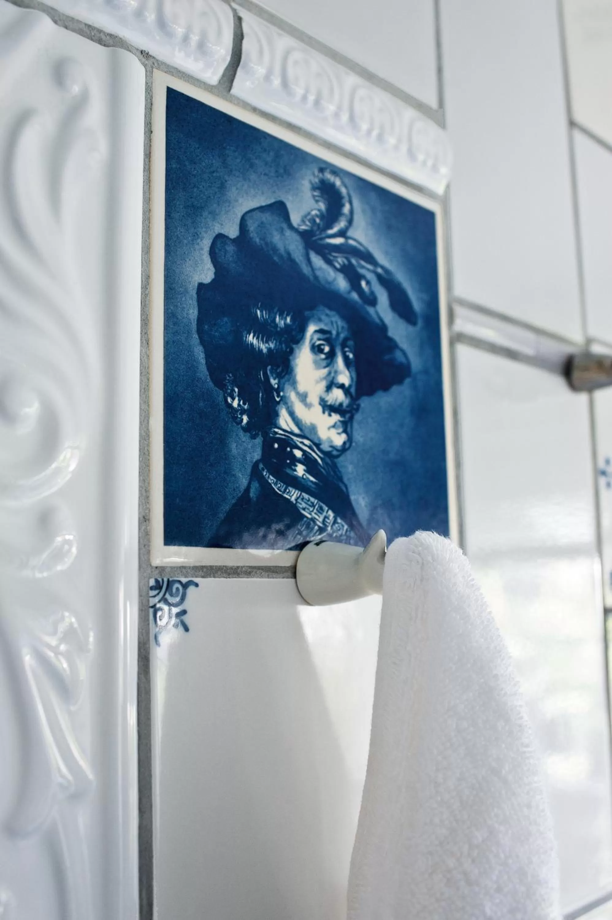 Decorative detail, TV/Entertainment Center in Boutique Hotel Haus Noge Sylt - Kapitaenshaus strandnah