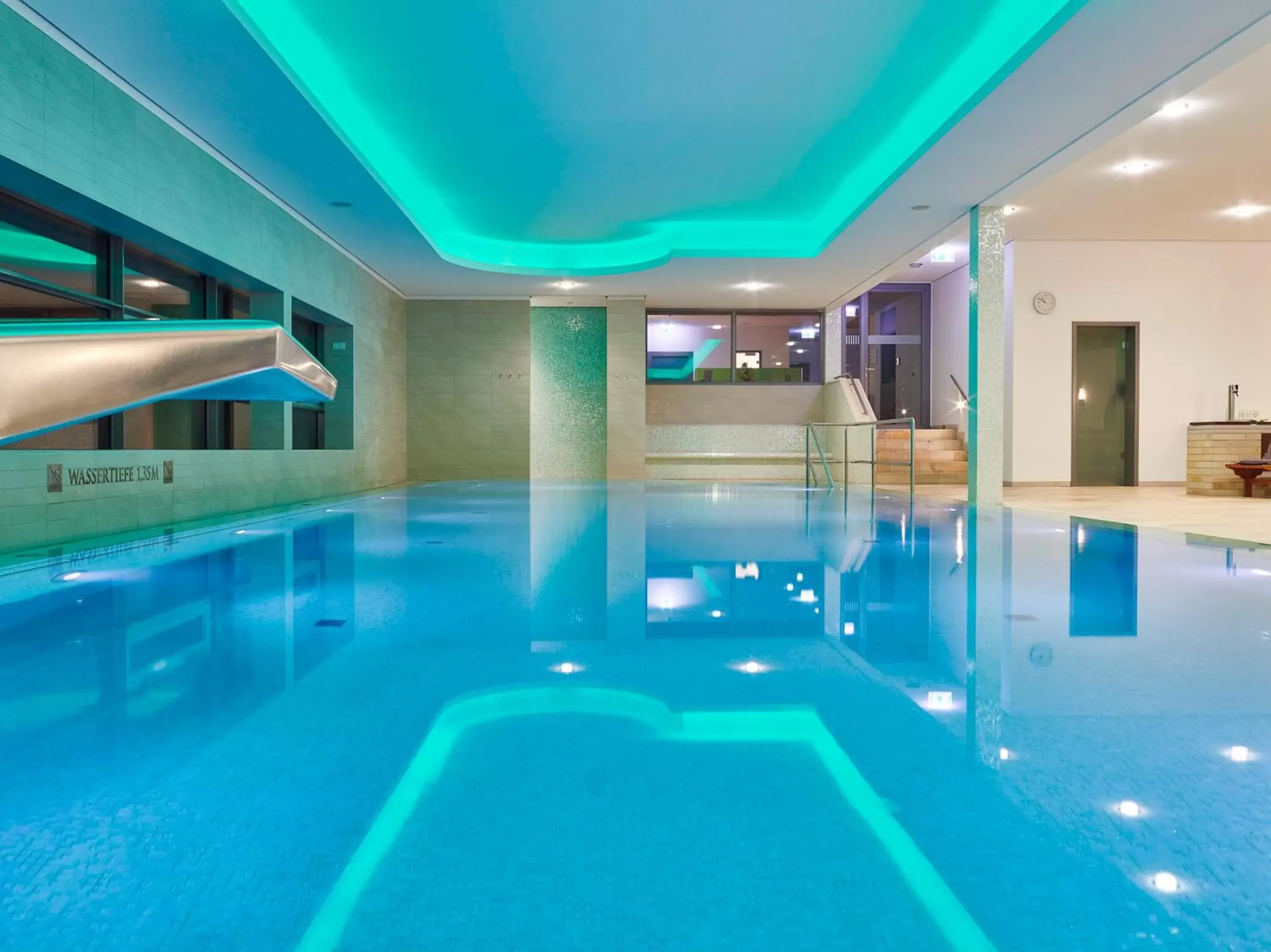 Spa and wellness centre/facilities, Swimming Pool in Hotel Elbresidenz an der Therme