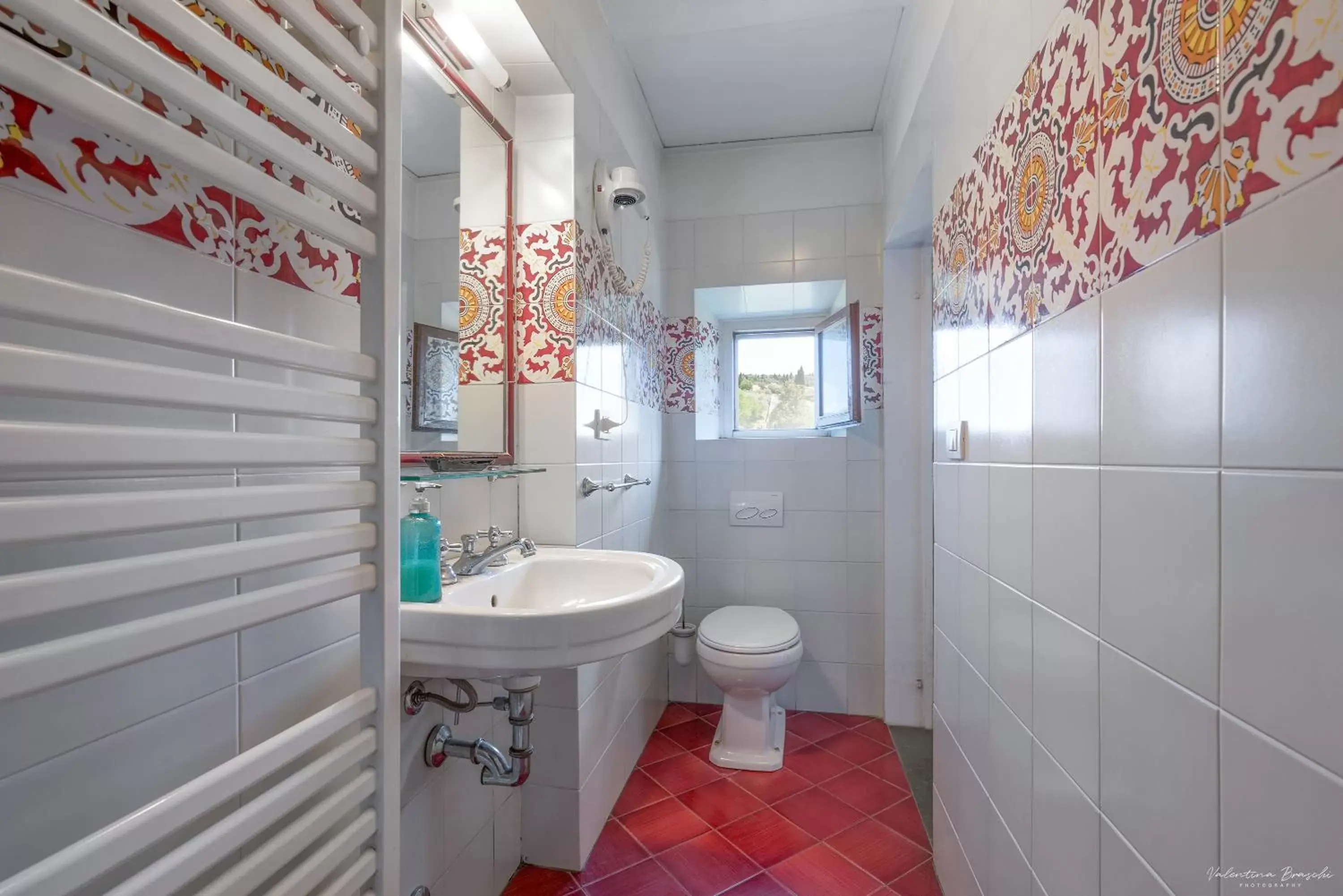 Toilet, Bathroom in Villa Ape Rosa Relais