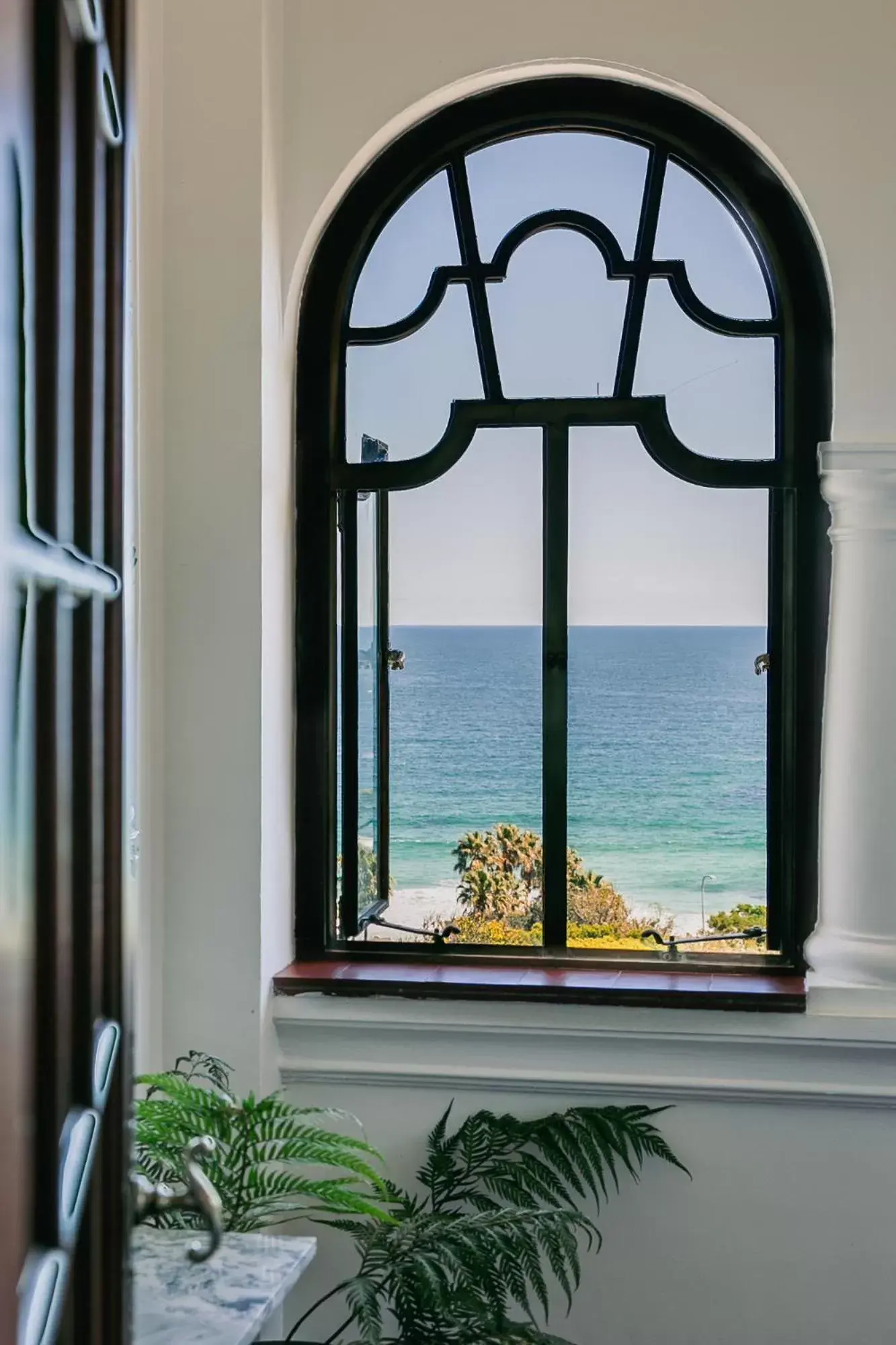 Junior Suite with Sea View - single occupancy in Camps Bay Retreat Hotel Junior Suite with Sea View - single occupancy in Camps Bay Retreat Hotel