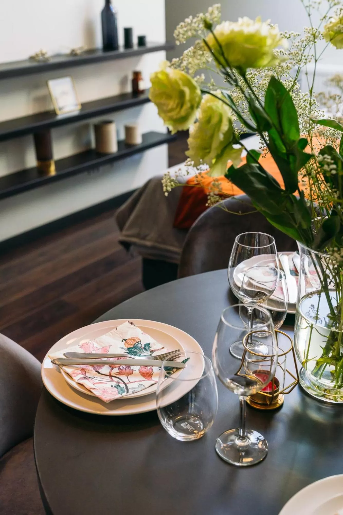 Decorative detail in Estery12 by Loft Affair