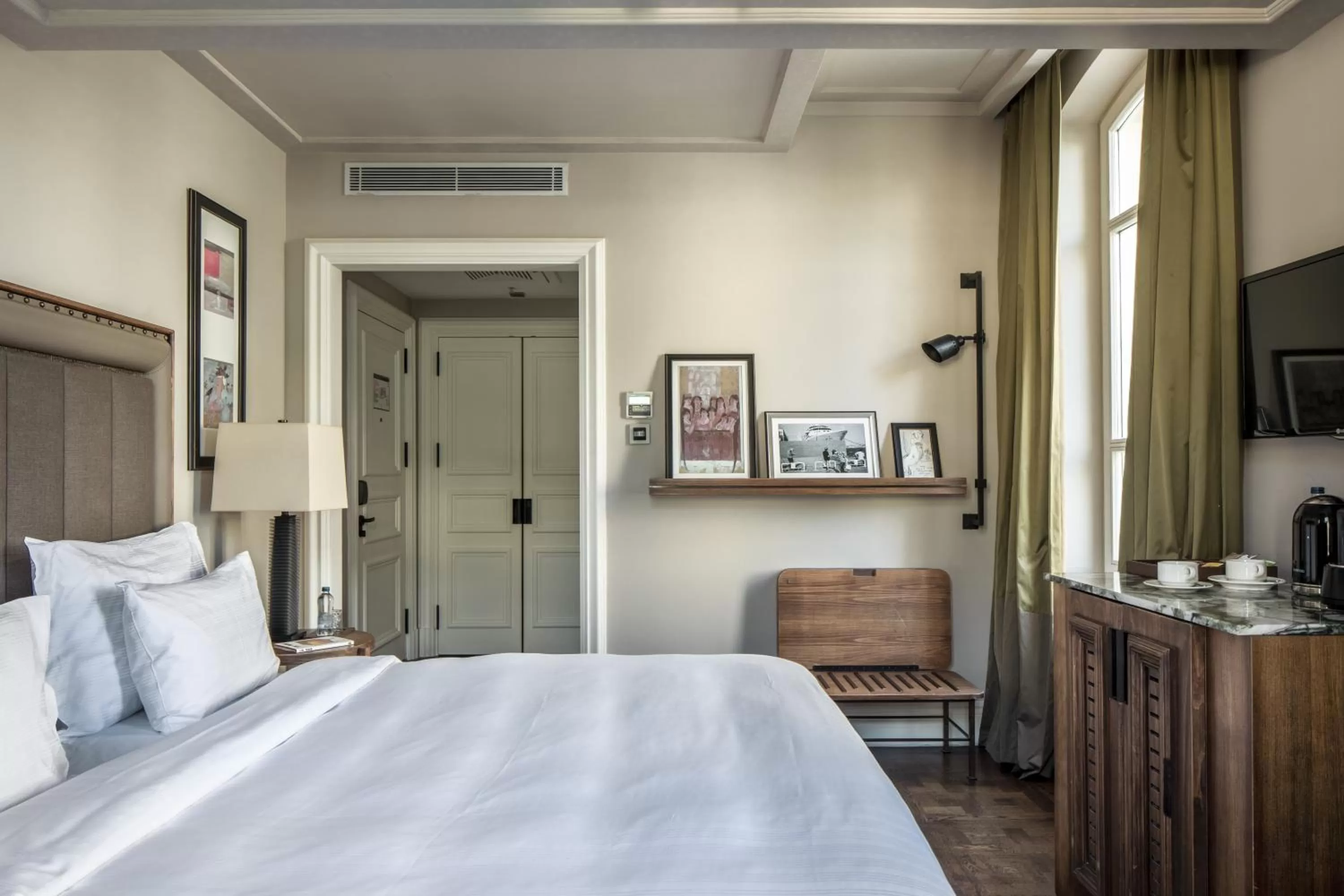 Bedroom, Bed in The Bank Hotel Istanbul, a Member of Design Hotels