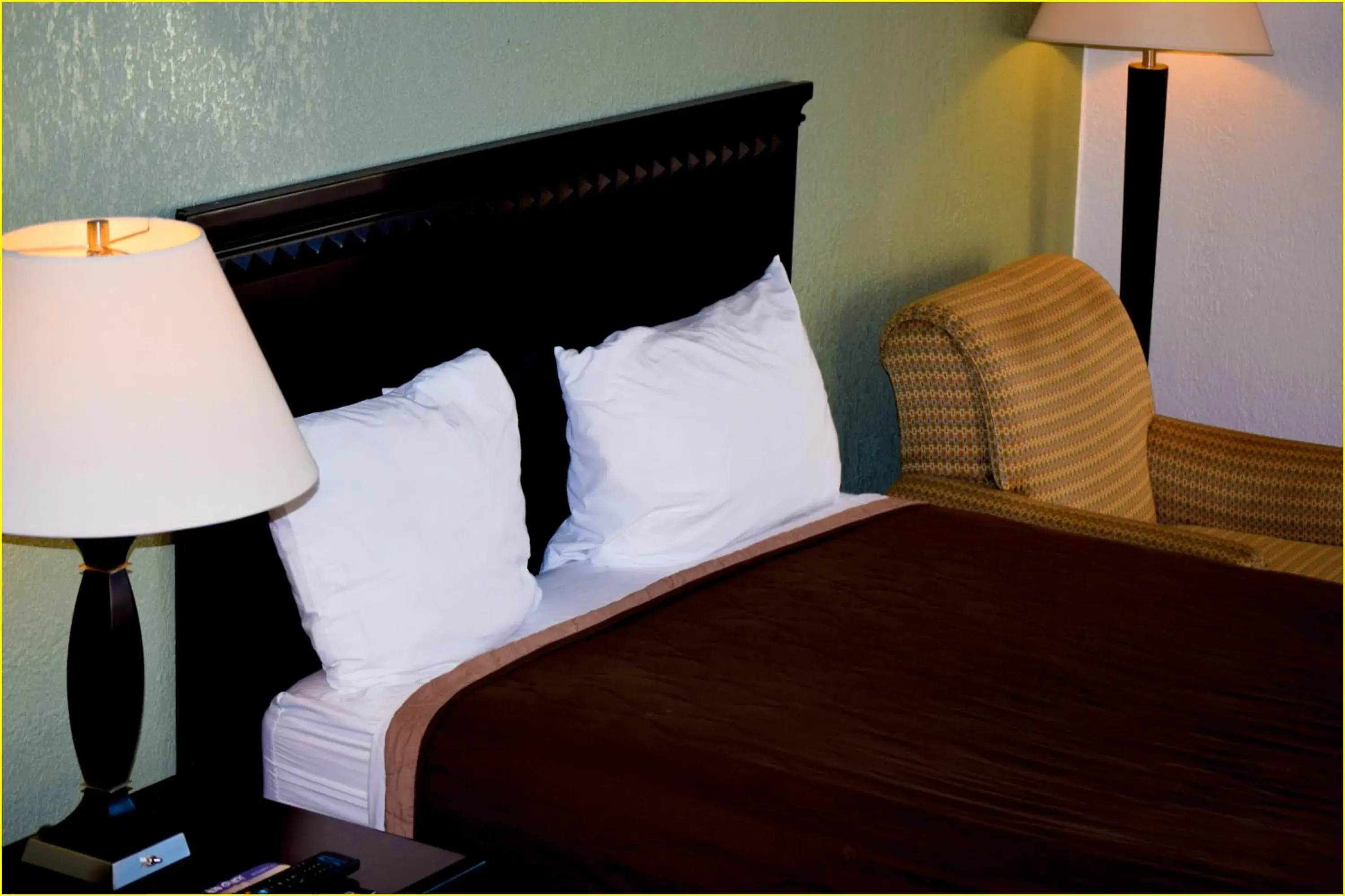 Bedroom, Bed in Stay Inn - Bartow