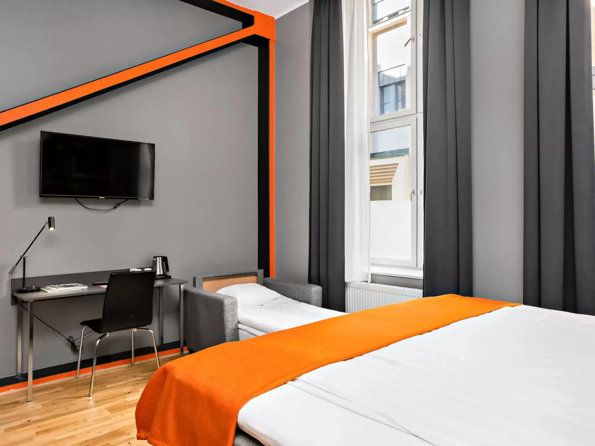 Bedroom, Bed in Connect Hotel City