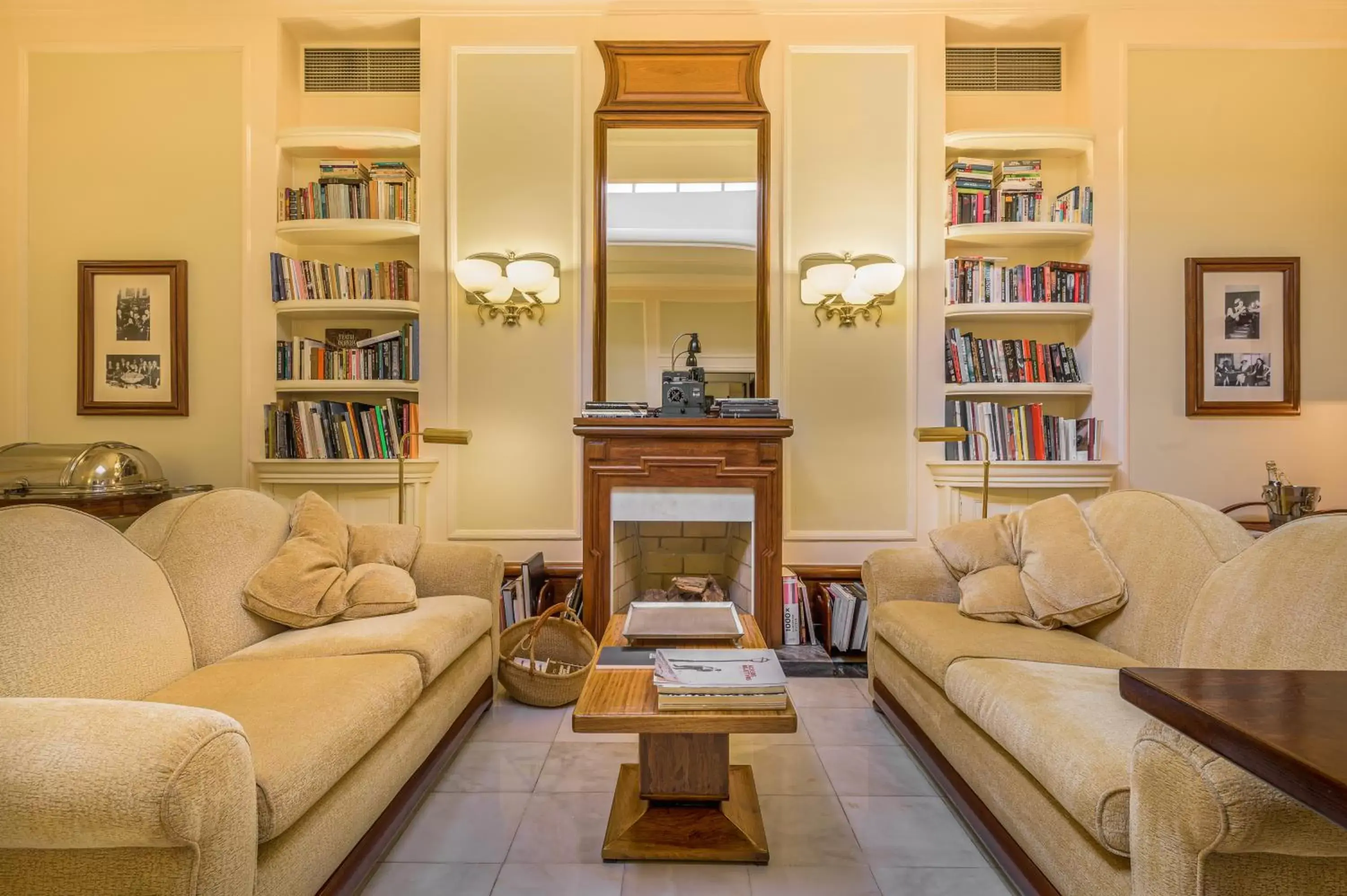 Living room, Seating Area in Hotel Britania Art Deco - Lisbon Heritage Collection - Avenida