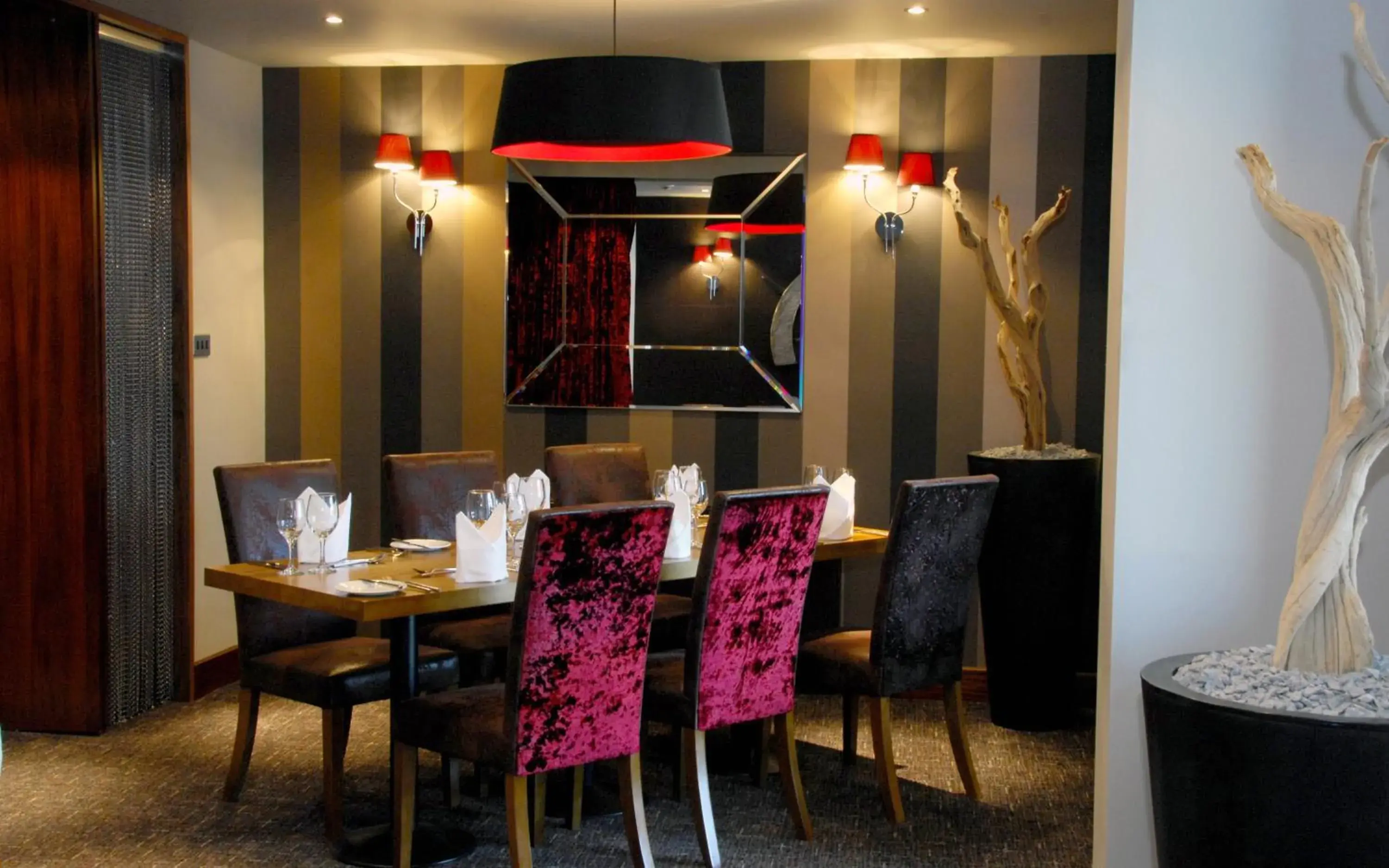 Restaurant/Places to Eat in Smiths At Gretna Green Hotel