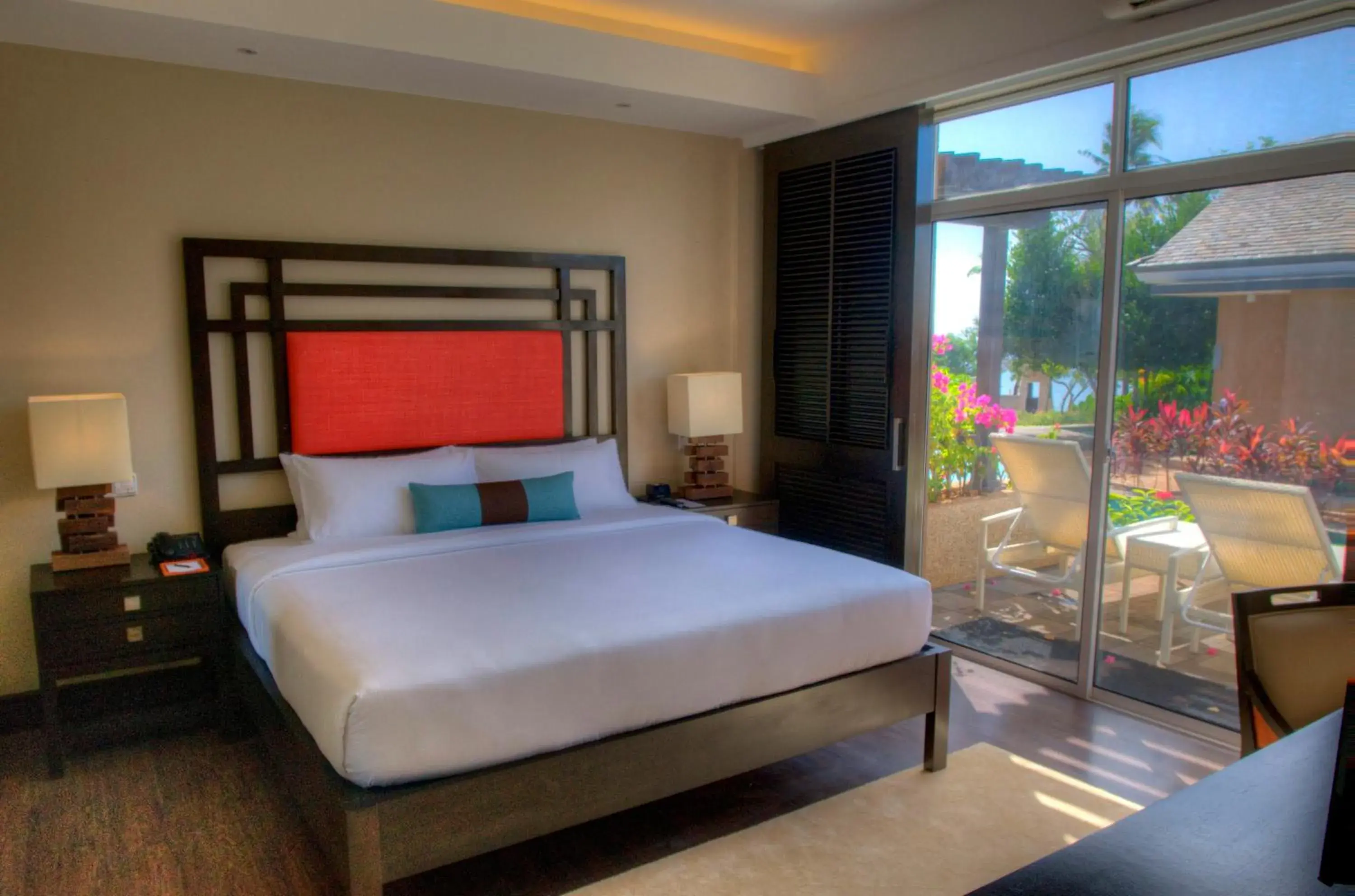 Balcony/Terrace, Bed in BE Grand Resort, Bohol