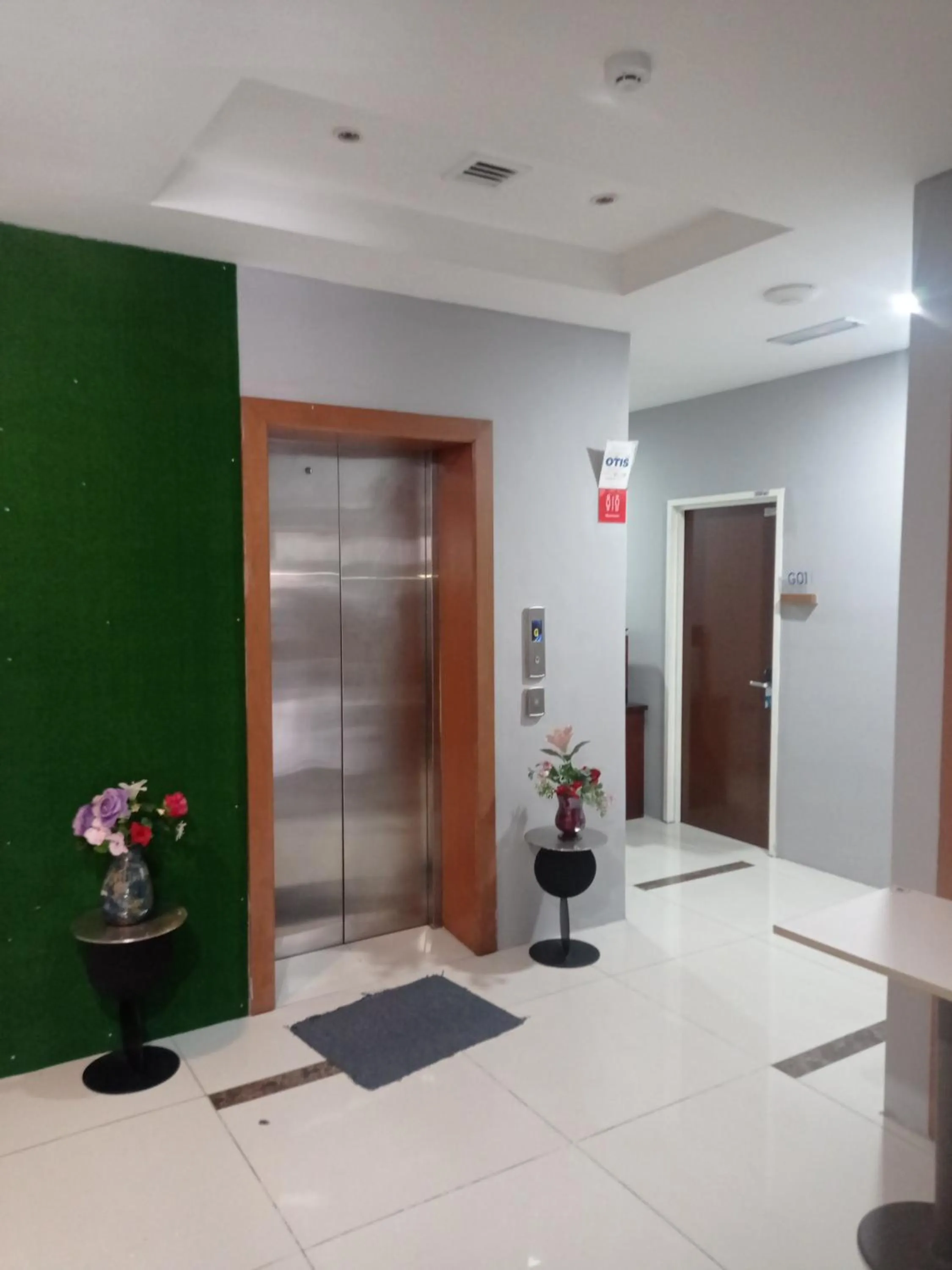 Hotel Zamburger Second Link