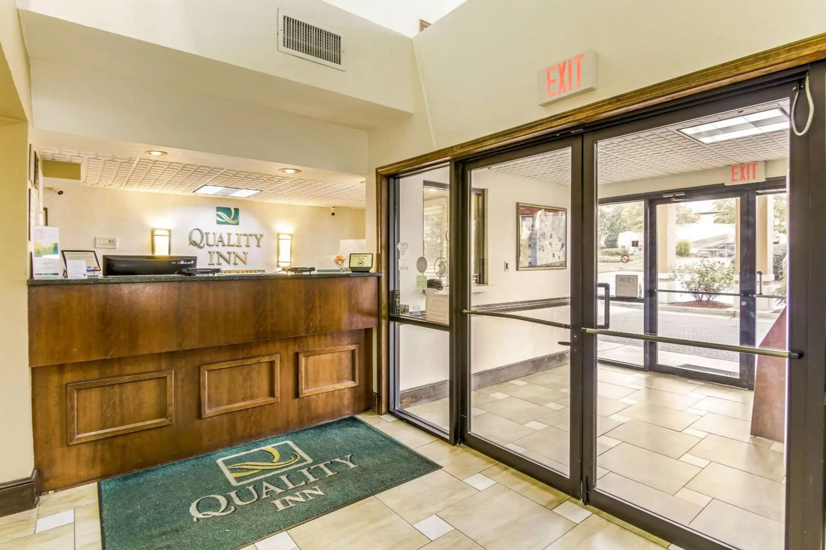 Lobby or reception in Quality Inn Stone Mountain Atlanta