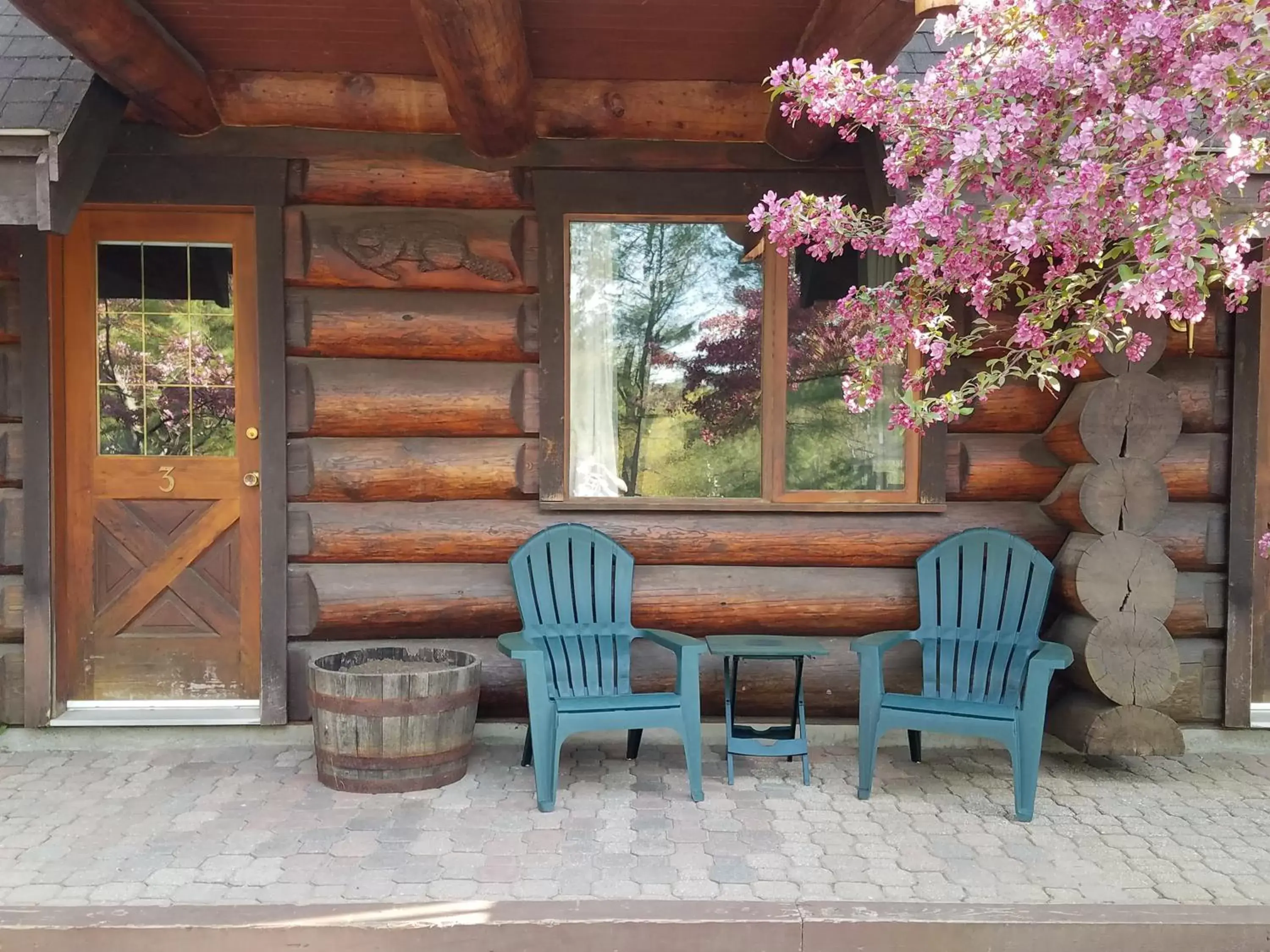 Patio in Nootka Lodge