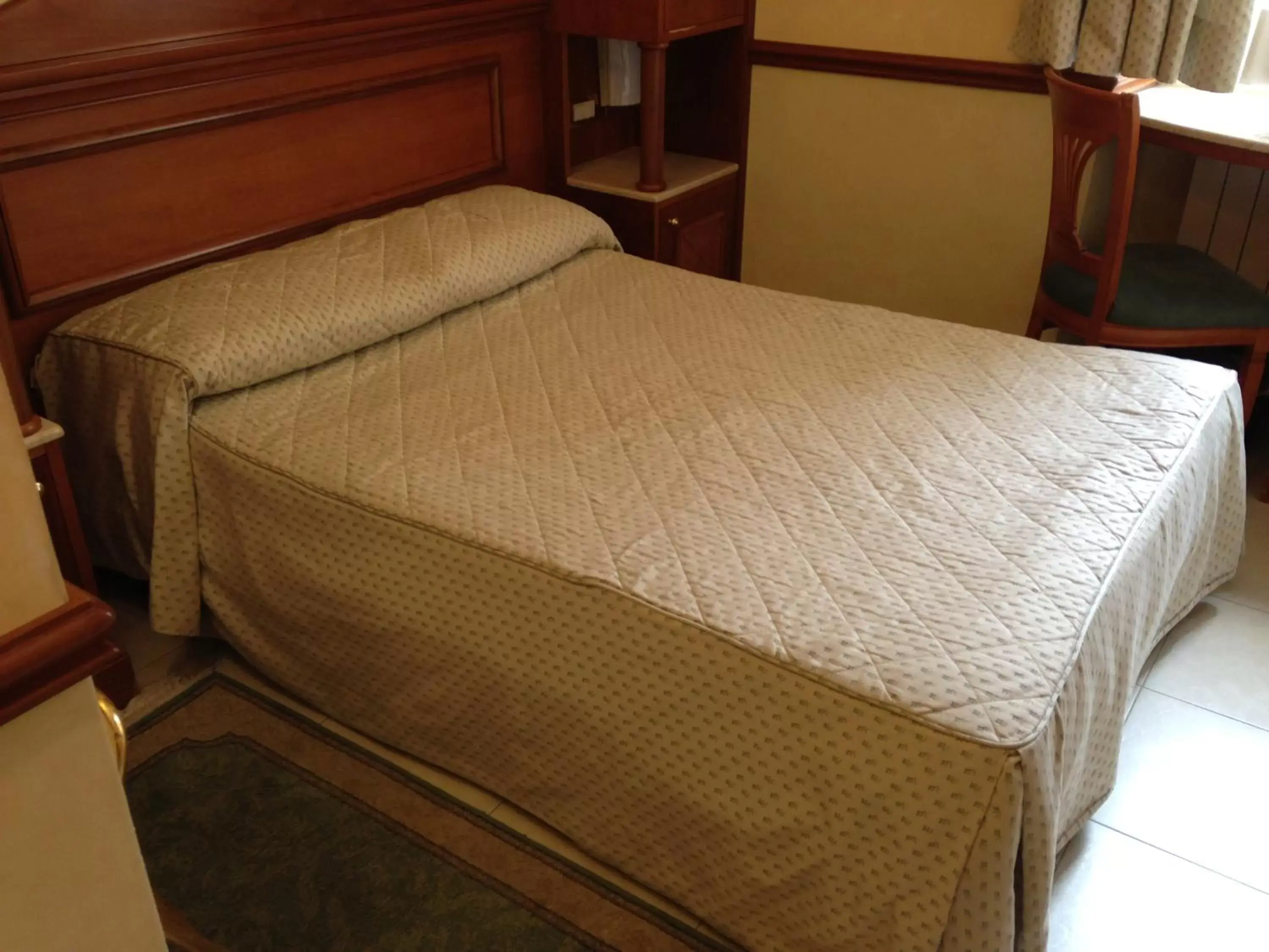 Bed in Hotel Hiberia