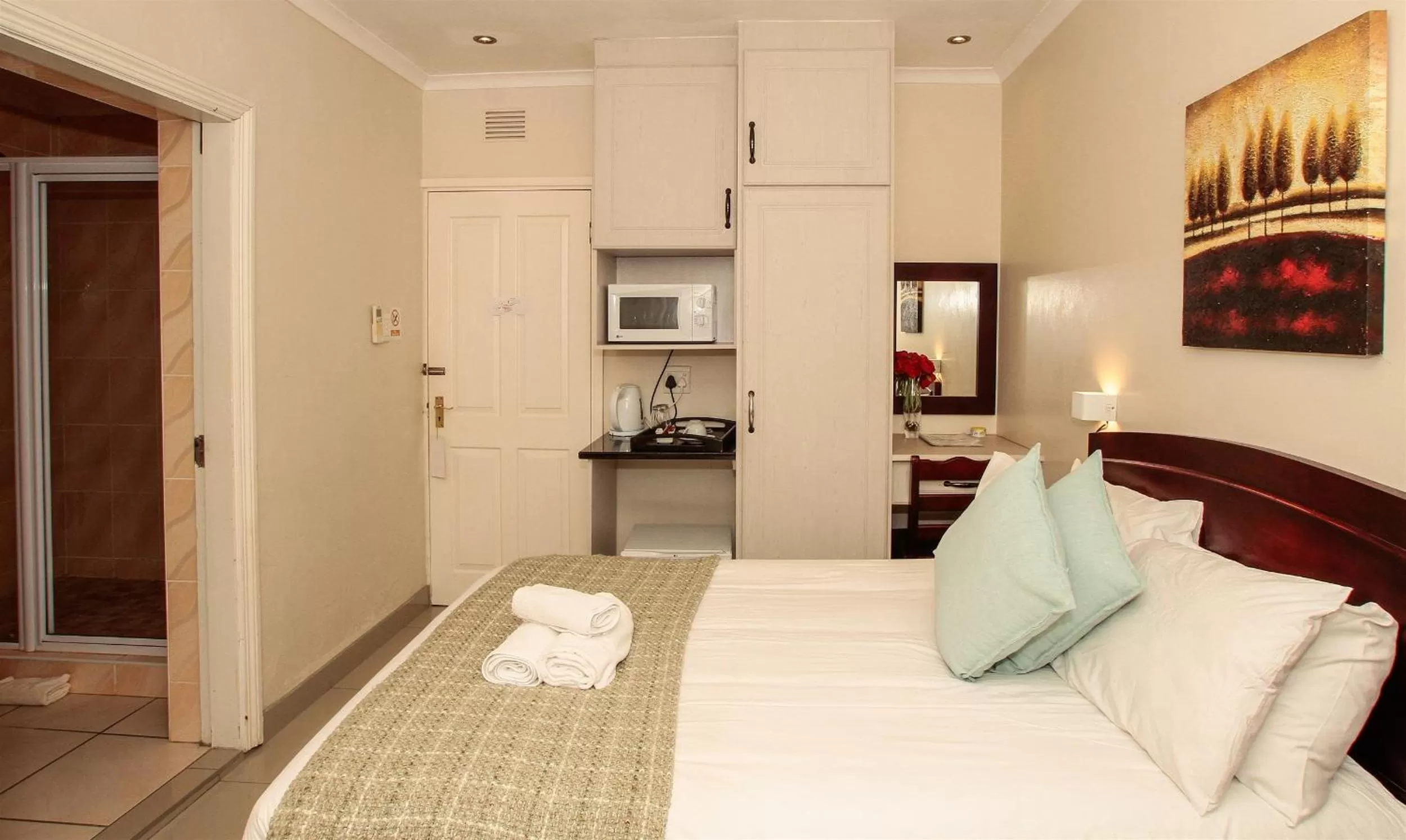 Bed in Addis Bed and Breakfast