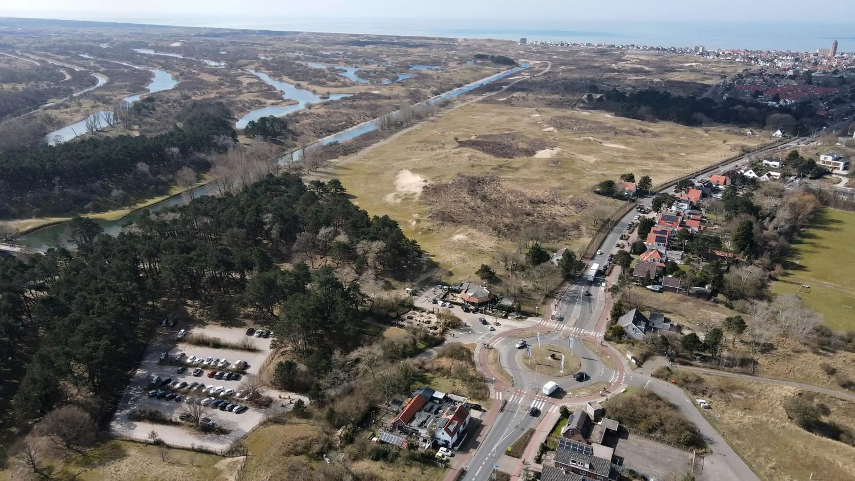 Bird's eye view, Bird's-eye View in B&B het duinhuisje met jacuzzi