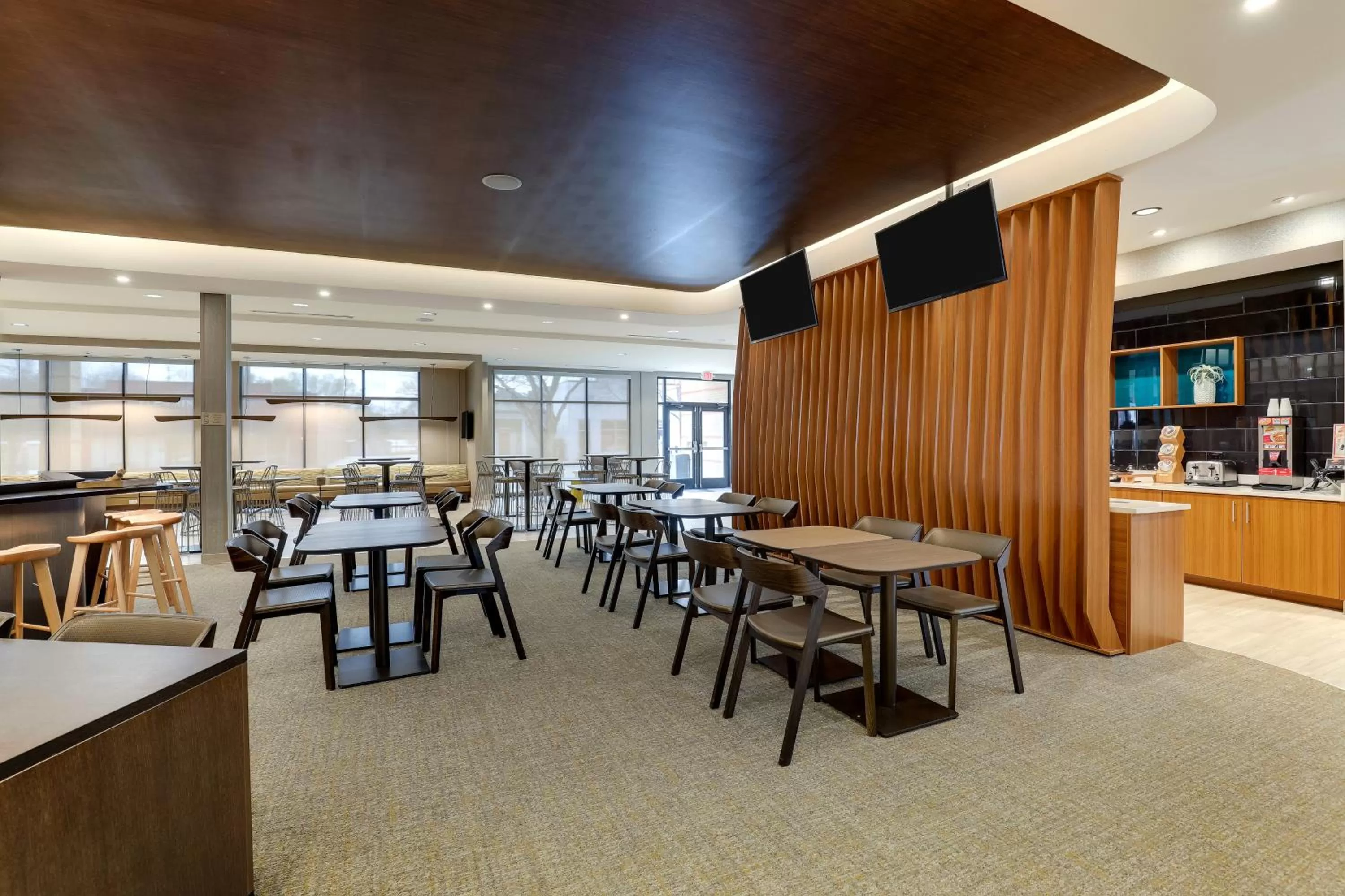 Breakfast in SpringHill Suites by Marriott Cheraw