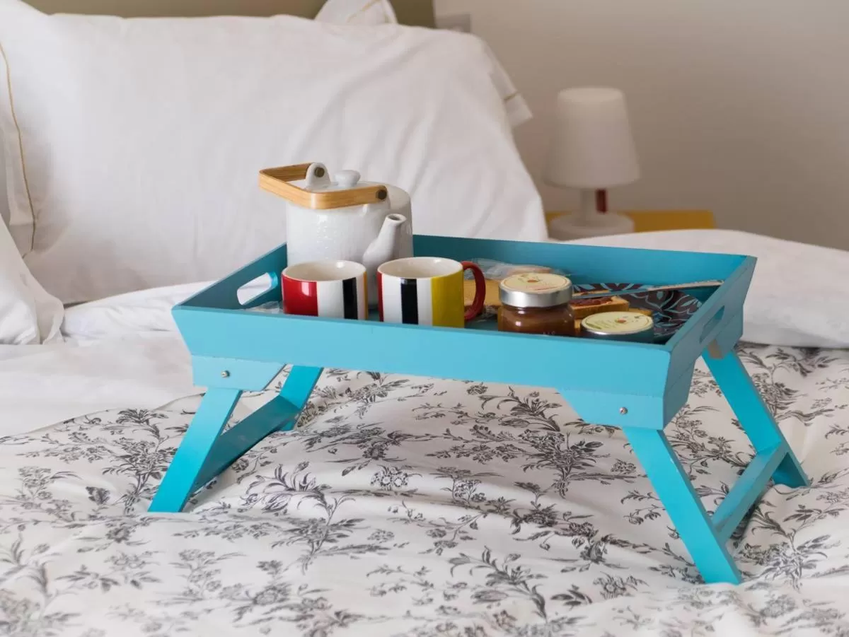 Decorative detail, Bed in B&B Sciara Larmisi