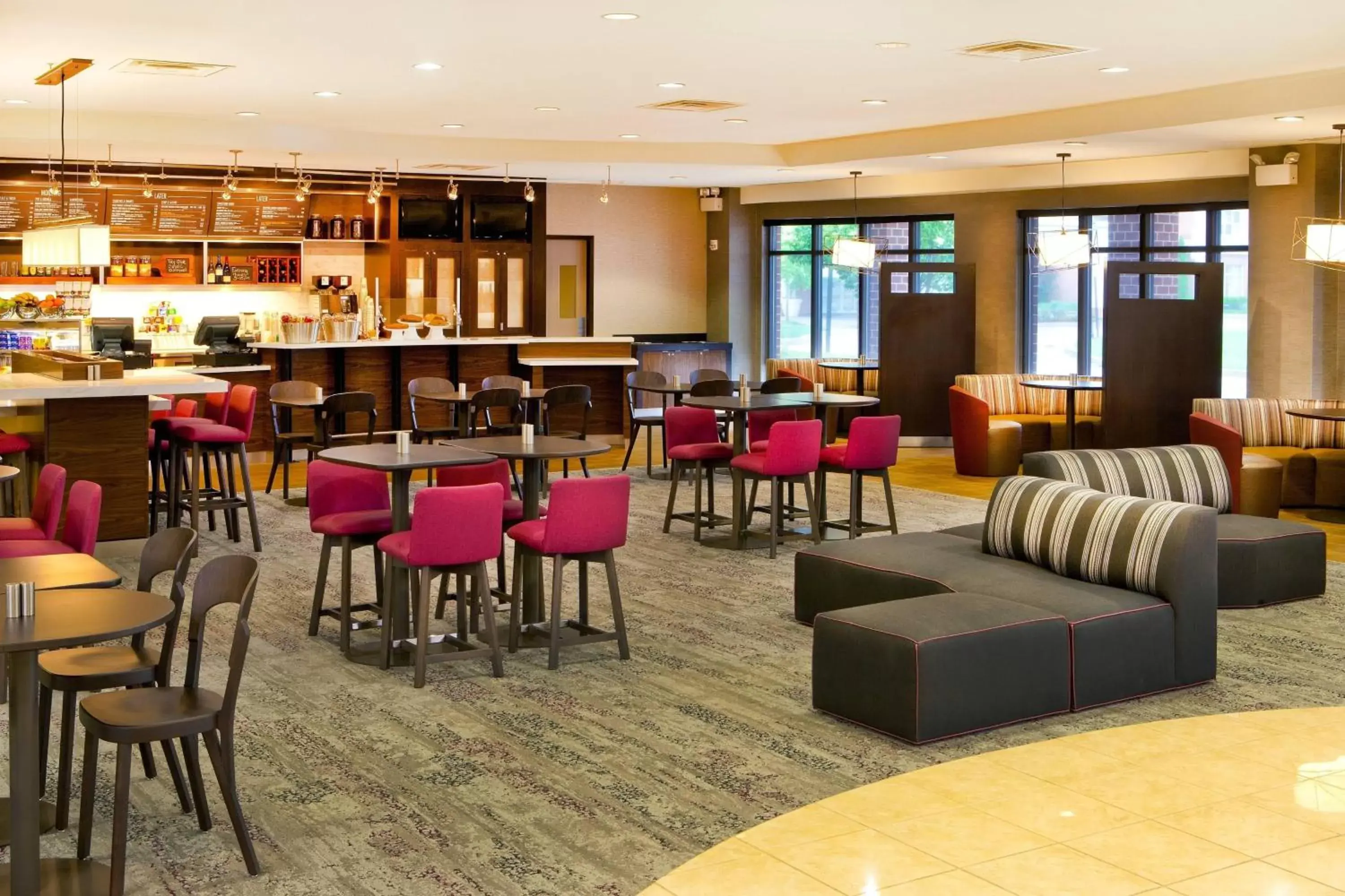 Restaurant/places to eat, Lounge/Bar in Courtyard by Marriott Gettysburg