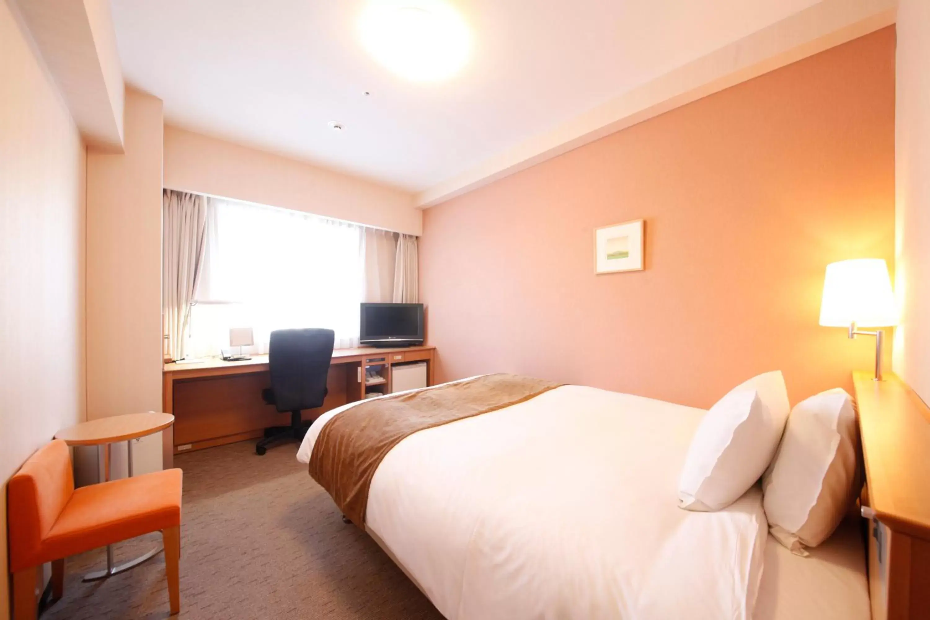 Photo of the whole room, Bed in Richmond Hotel Obihiro Ekimae