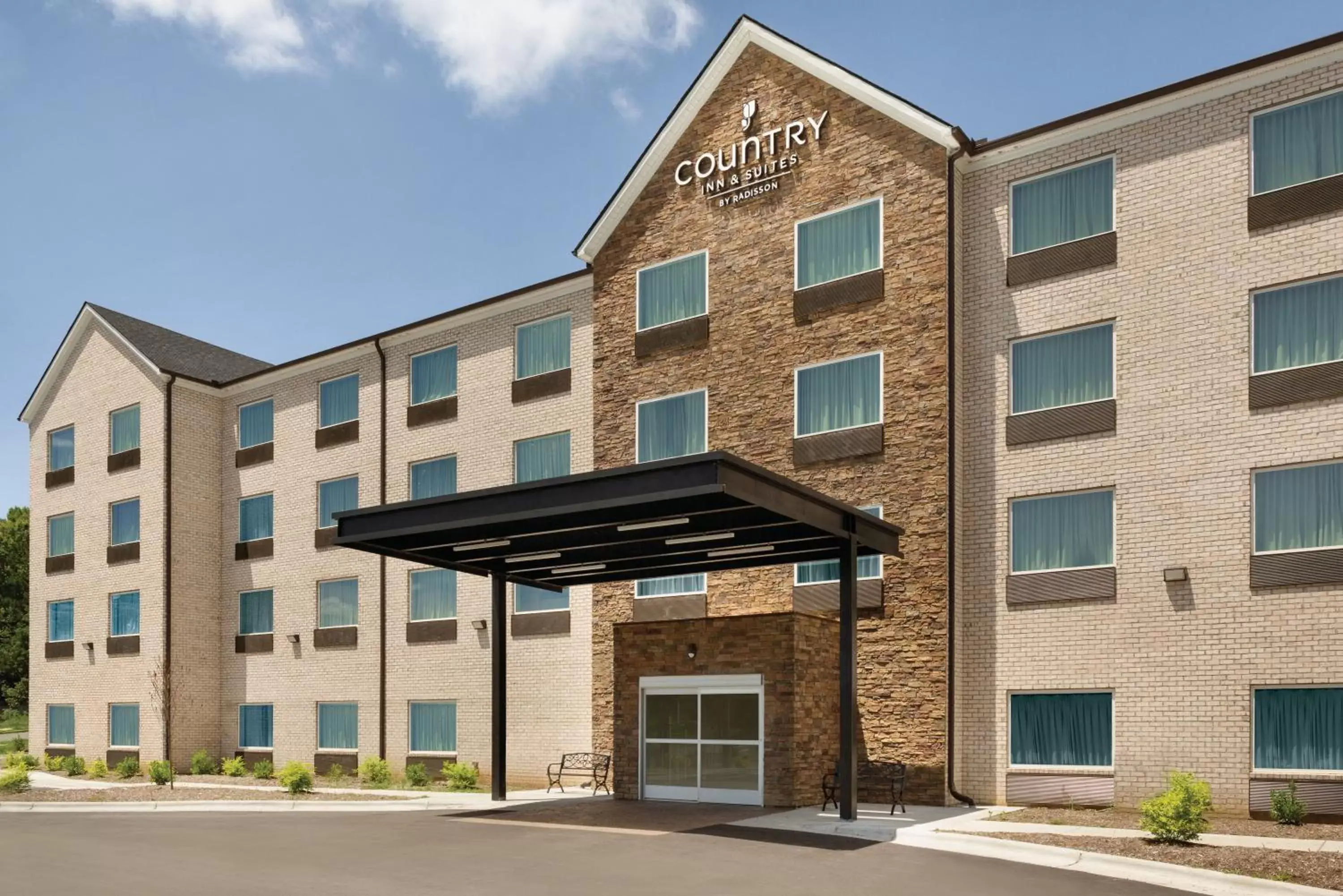 Property building in Country Inn & Suites by Radisson, Greensboro, NC