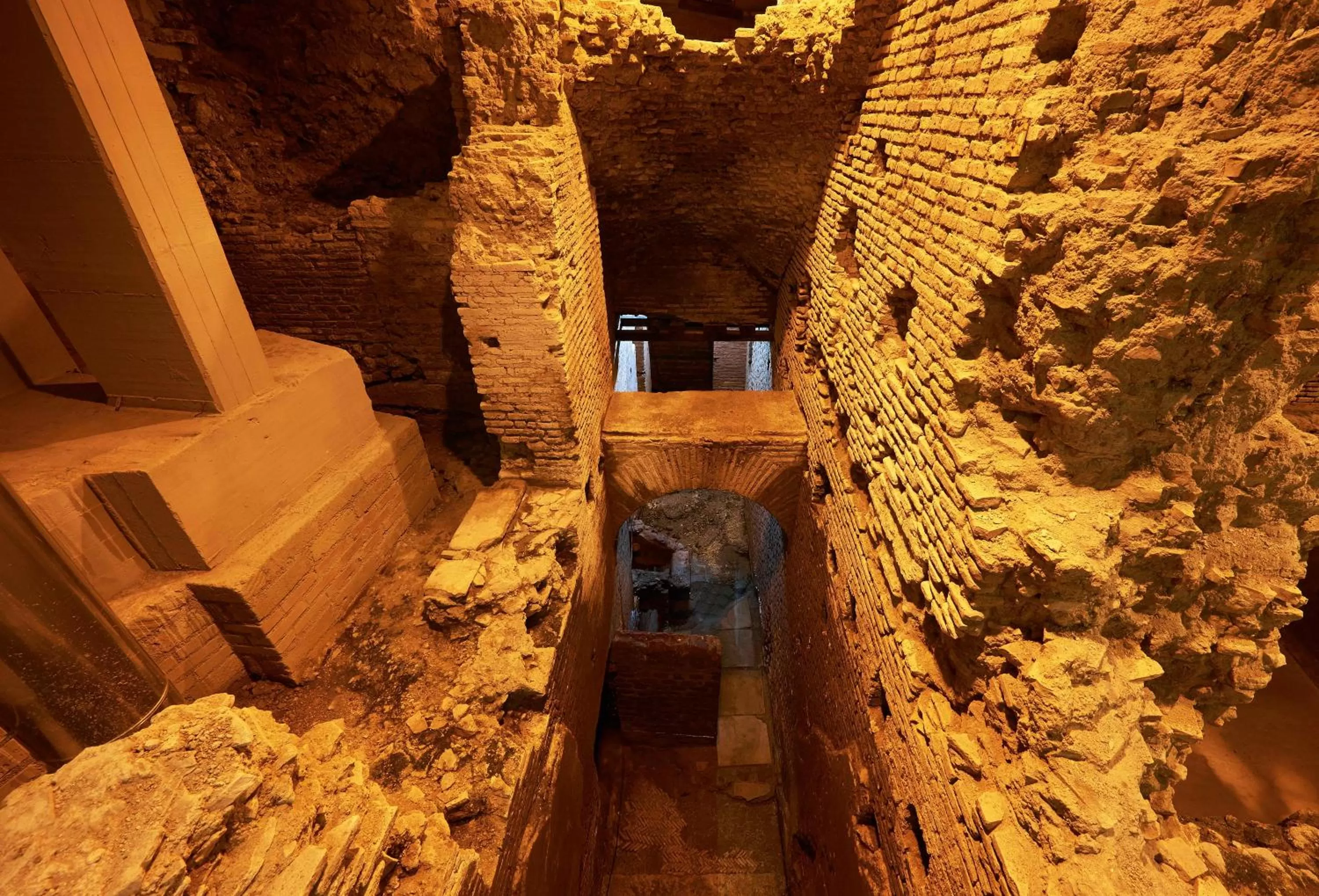 Landmark view in Harry's Bar Trevi Hotel & Restaurant