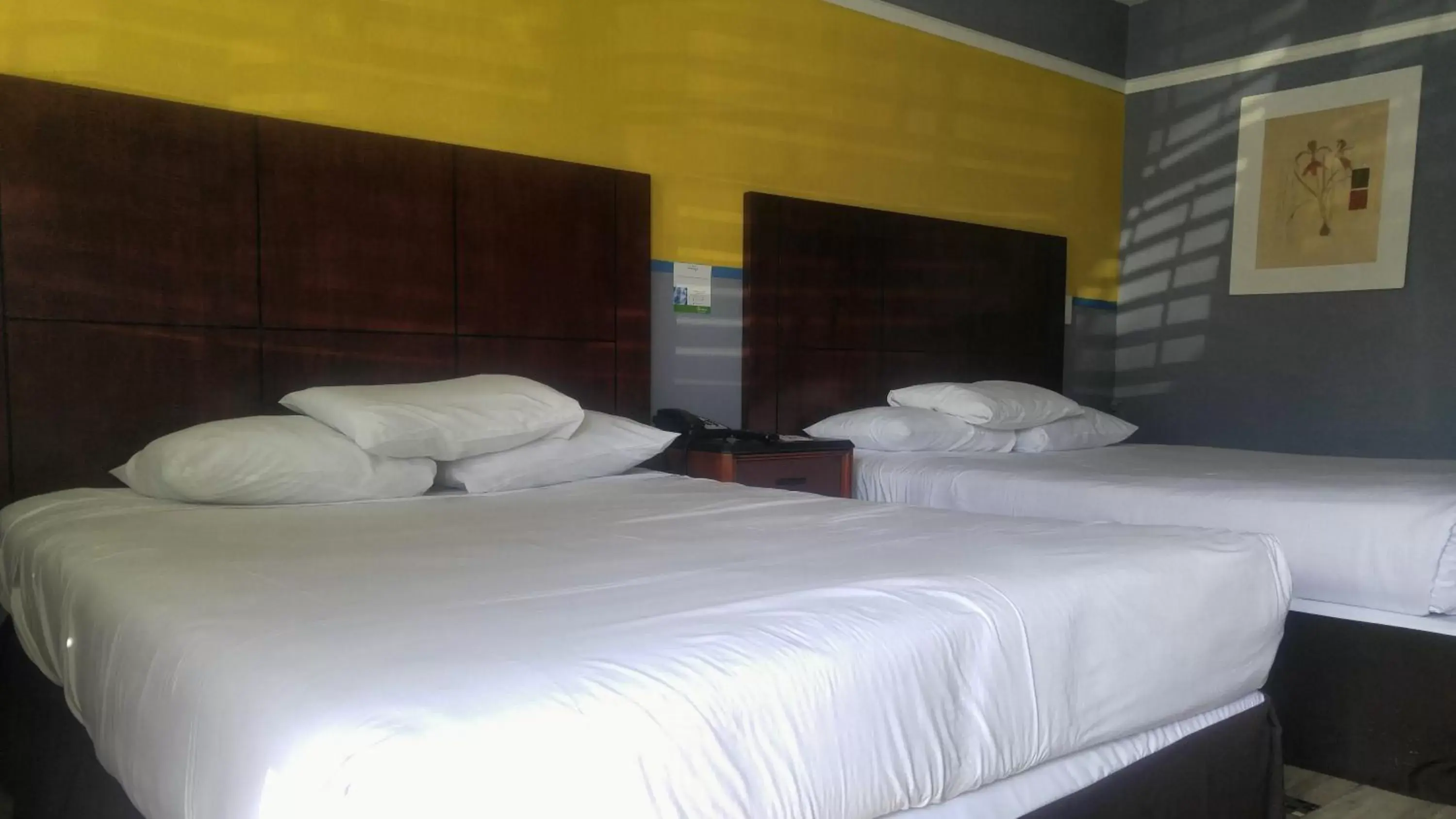 Bedroom, Room Photo in Riviera Motel