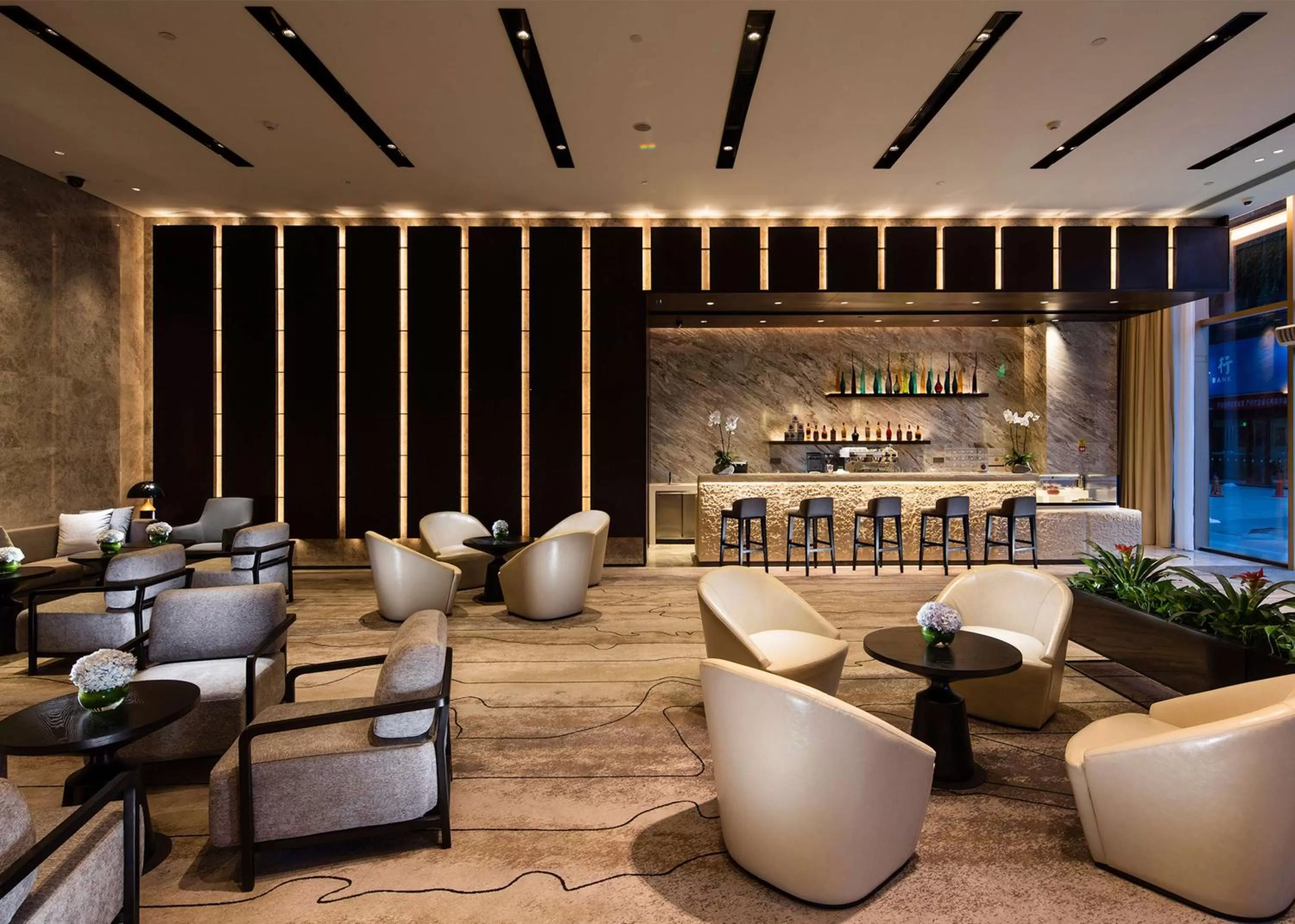 Lounge or bar in DoubleTree by Hilton Chongqing - Nan'an