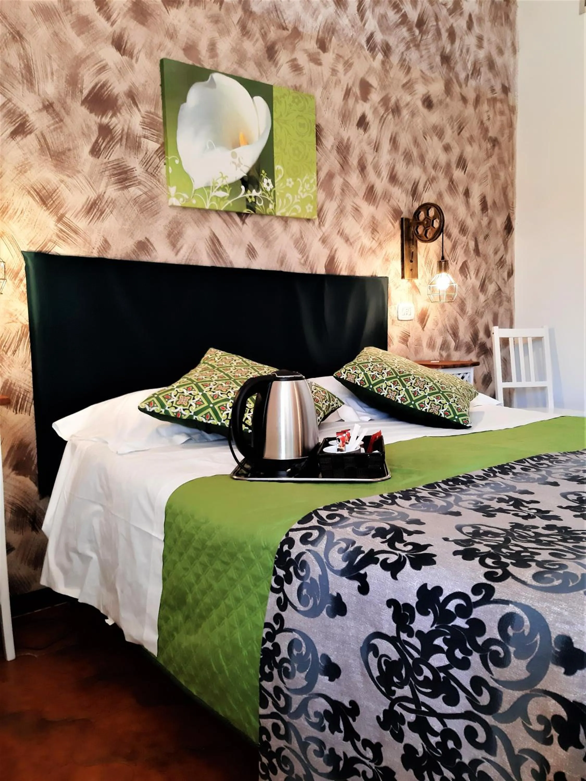 Bed in Hotel Victoria