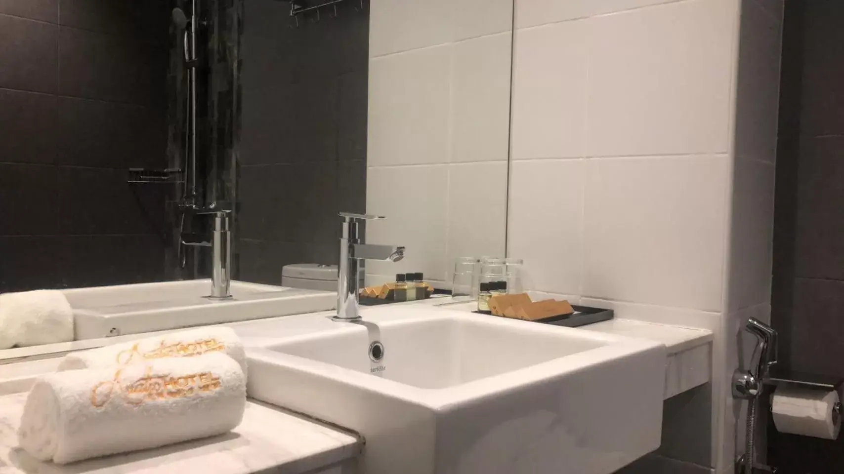 Bathroom in Asiatic Hotel