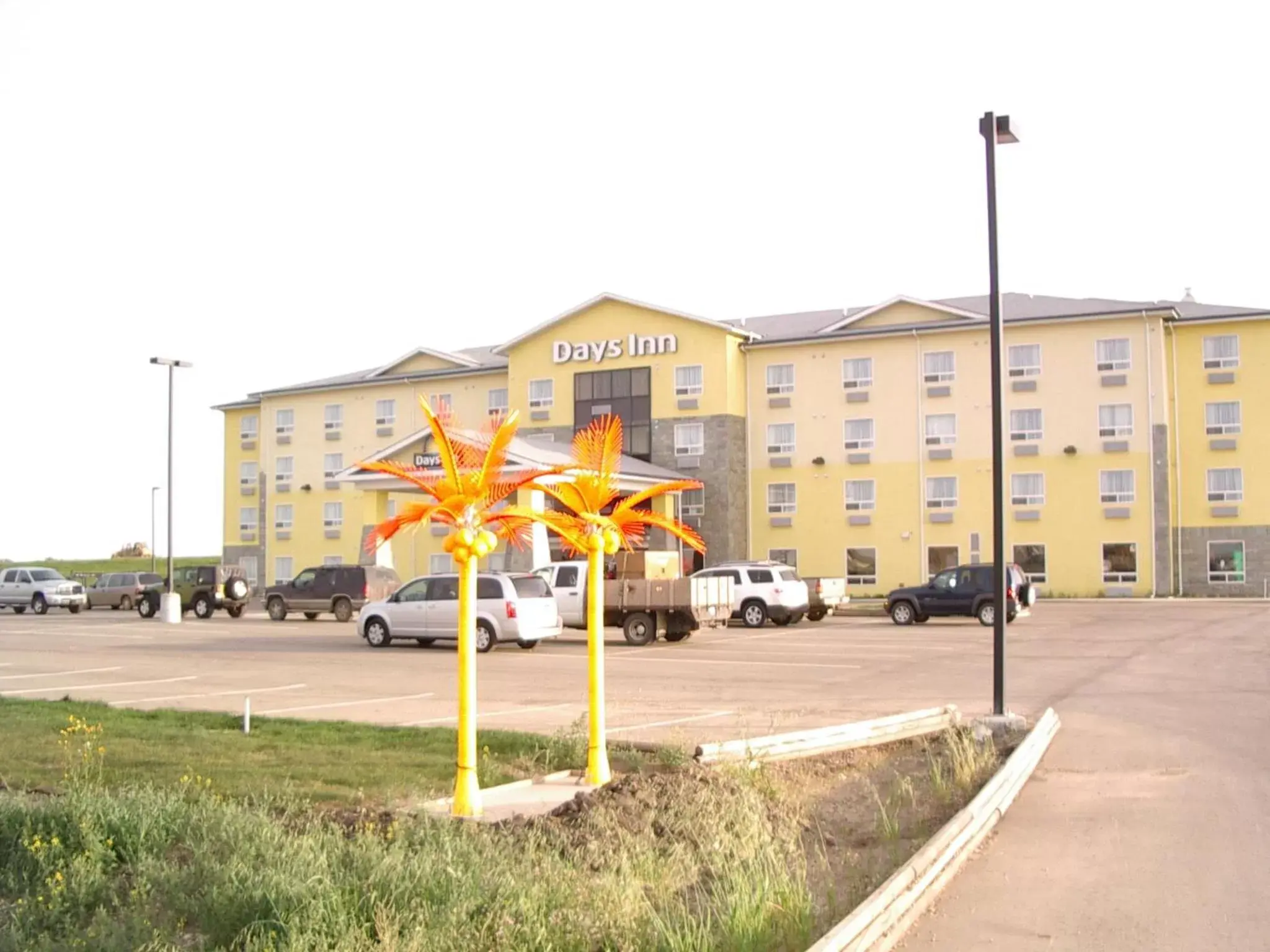 Facade/entrance, Property Building in Days Inn by Wyndham Grande Prairie