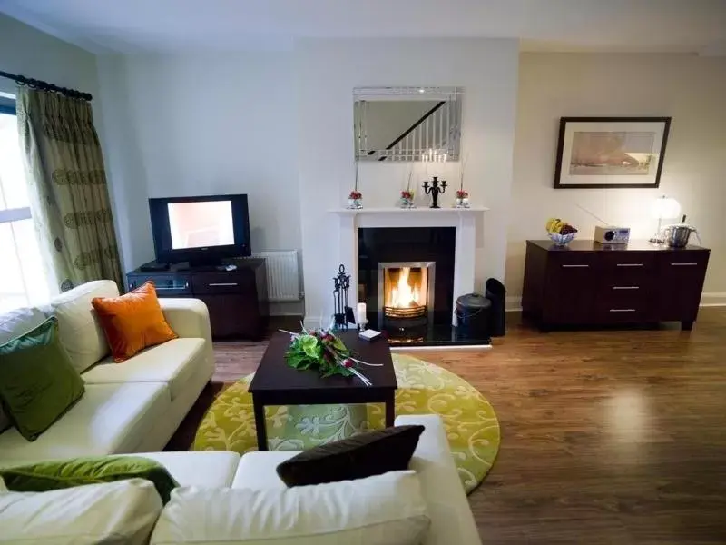 Living room, Seating Area in Kenmare Bay Hotel Lodges