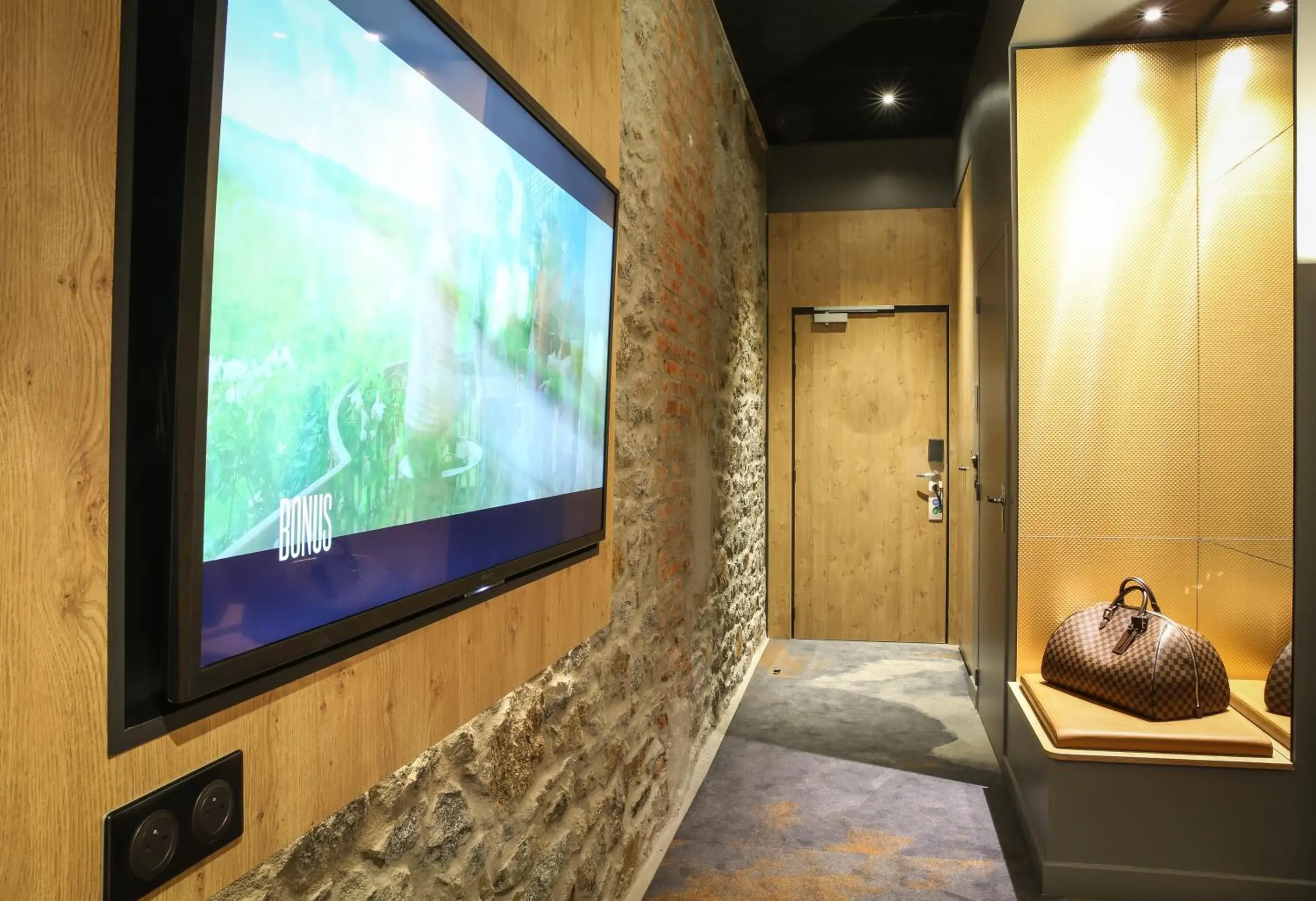 Bedroom in Novotel Saint Brieuc Centre Gare