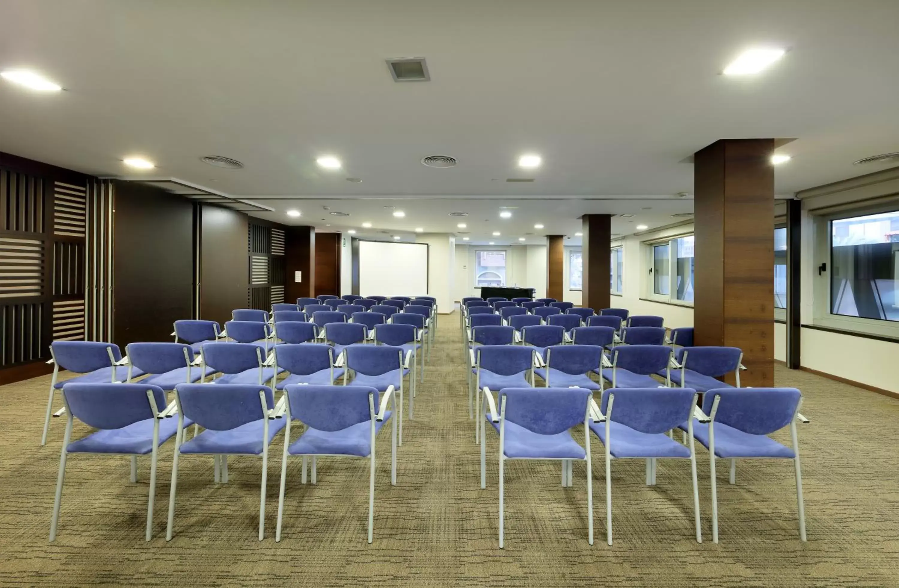 Meeting/conference room in Eurostars Lucentum