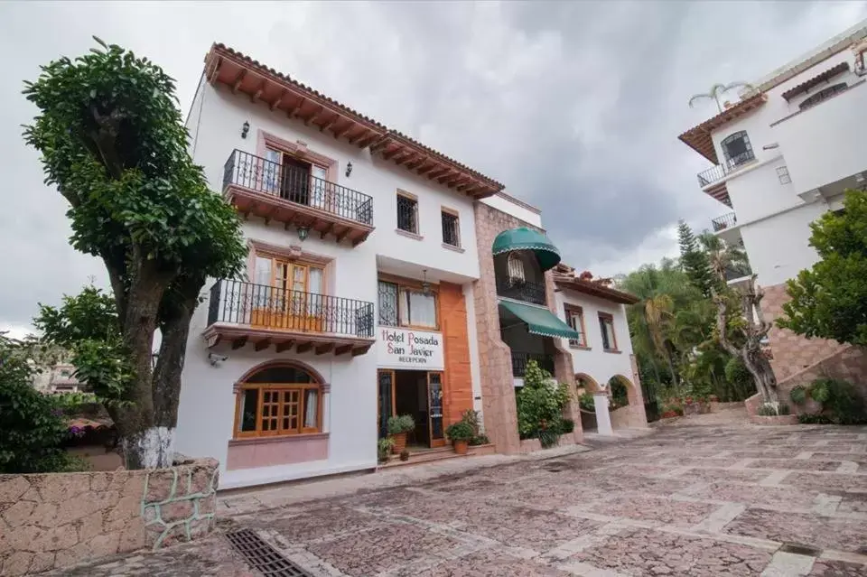 Facade/entrance, Property Building in Hotel Posada San Javier