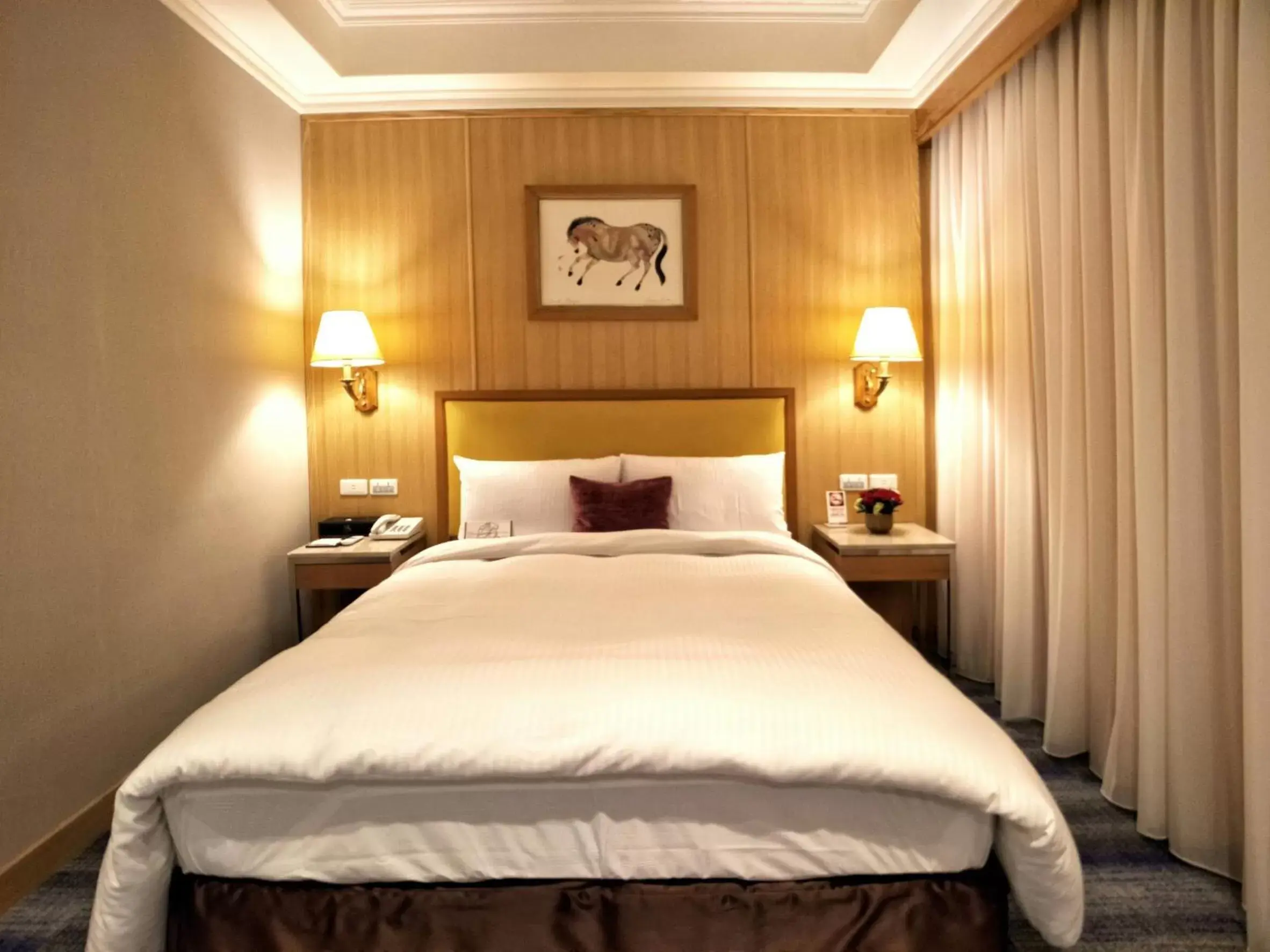 Bedroom, Bed in Beauty Hotels - Star Beauty Resort