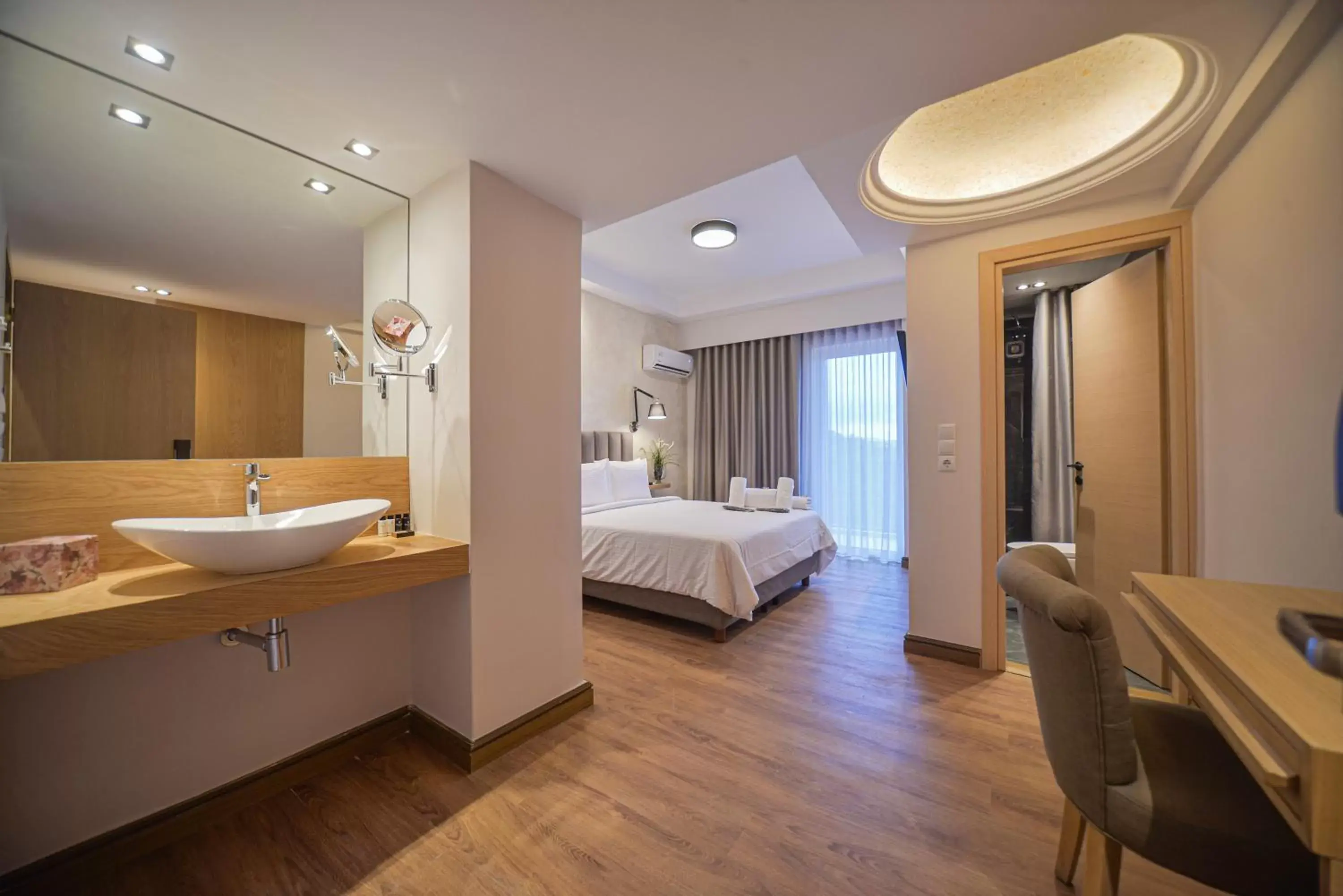 Bedroom, Bathroom in Anixi Hotel by AP