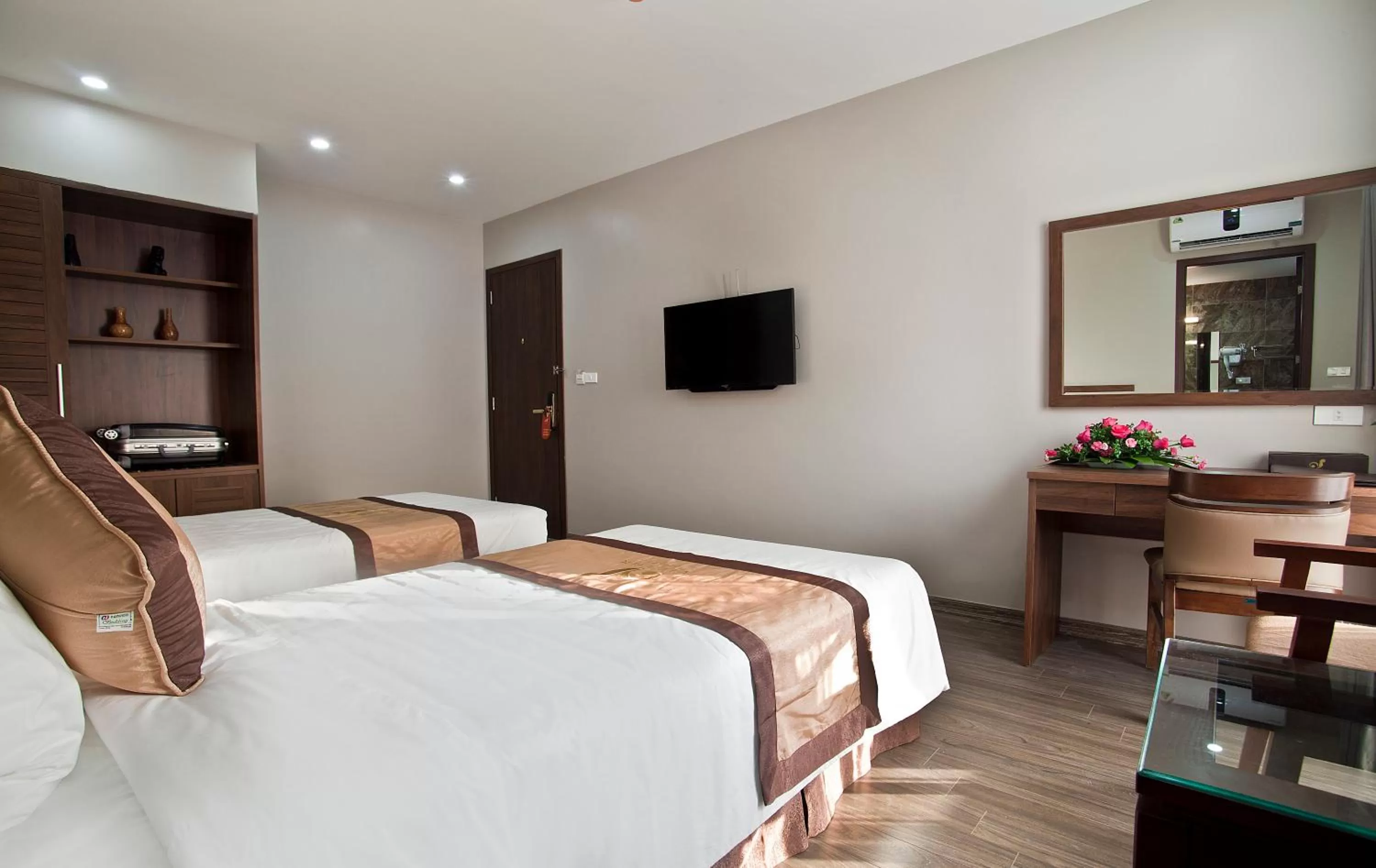 Decorative detail, Bed in Victor Hanoi Hotel